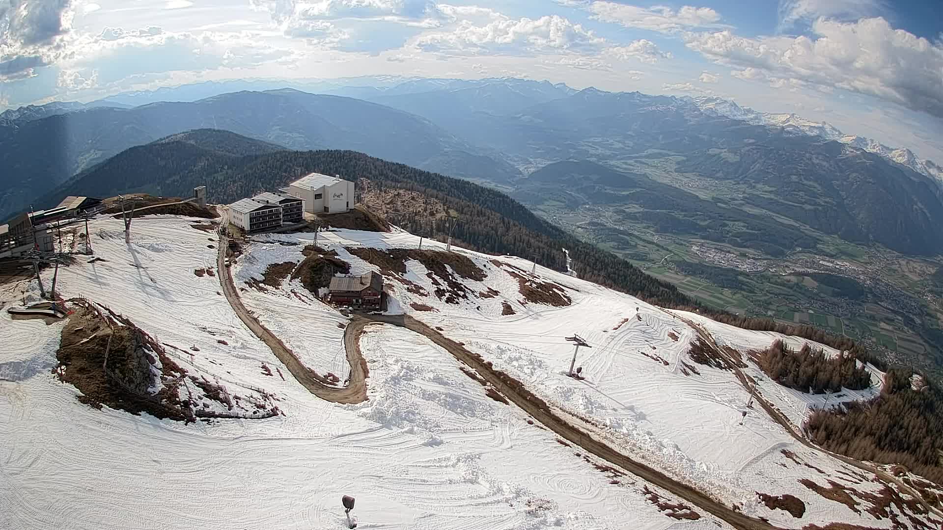 Station de ski Kronplatz sommet | vue sur Brunico