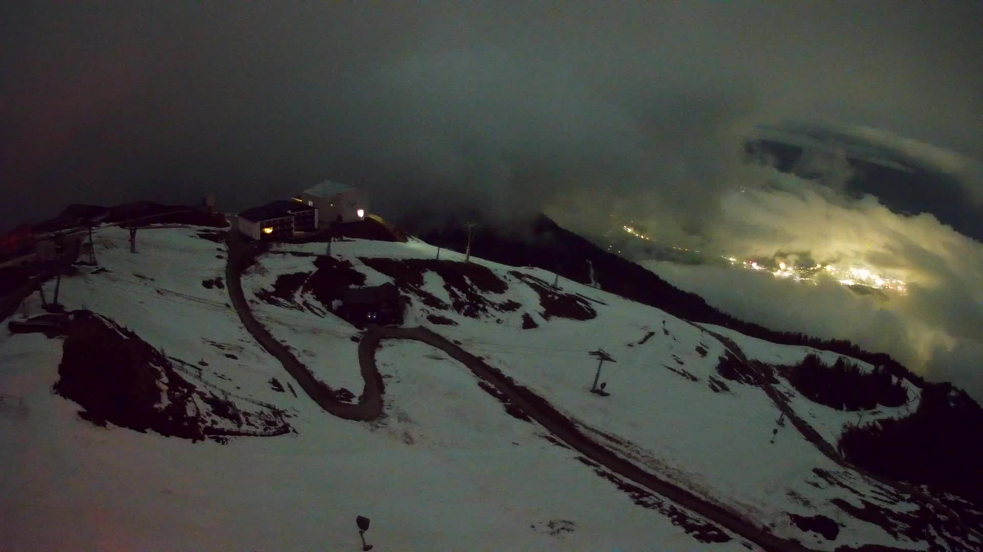 Stazione sciistica di Plan de Corones | vista su Brunico
