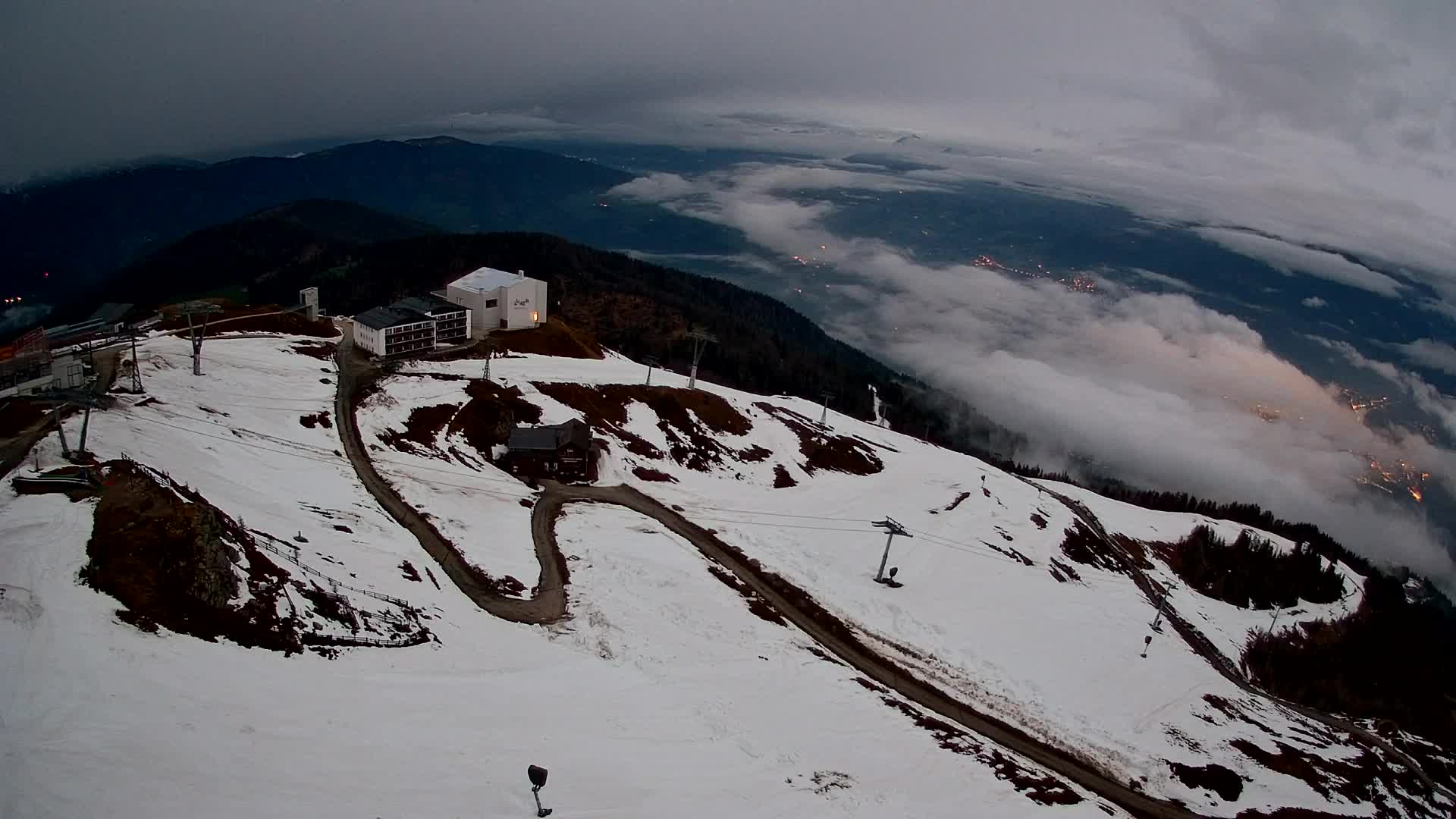 Station de ski Kronplatz sommet | vue sur Brunico