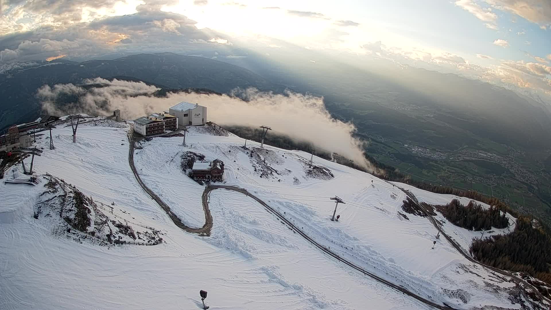 Station de ski Kronplatz sommet | vue sur Brunico