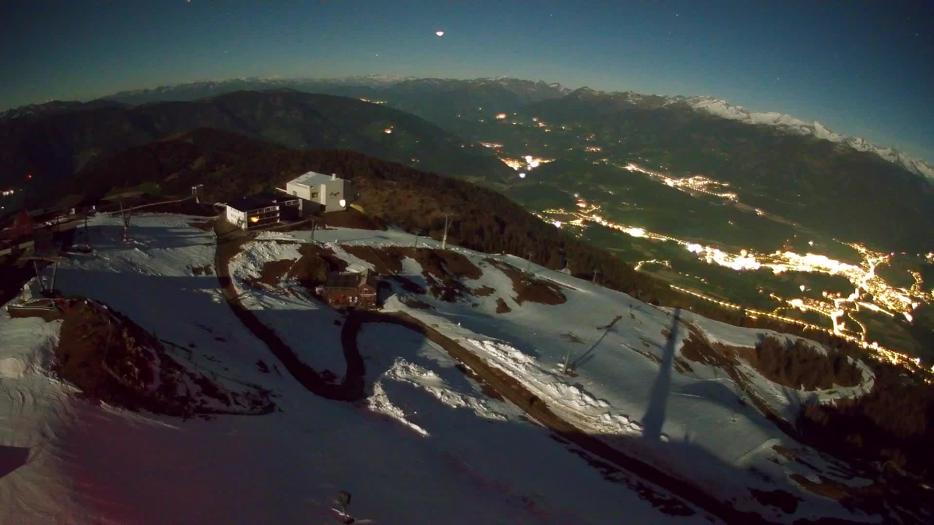 Skigebiet Kronplatz Gipfel | Blick auf Bruneck