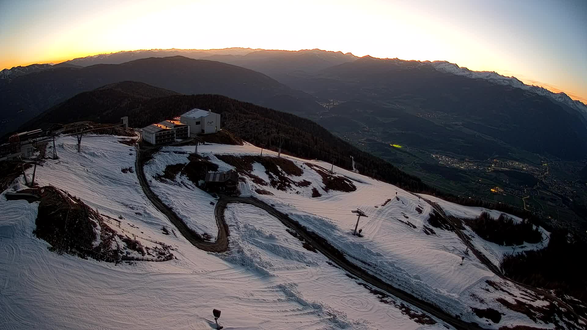 Station de ski Kronplatz sommet | vue sur Brunico