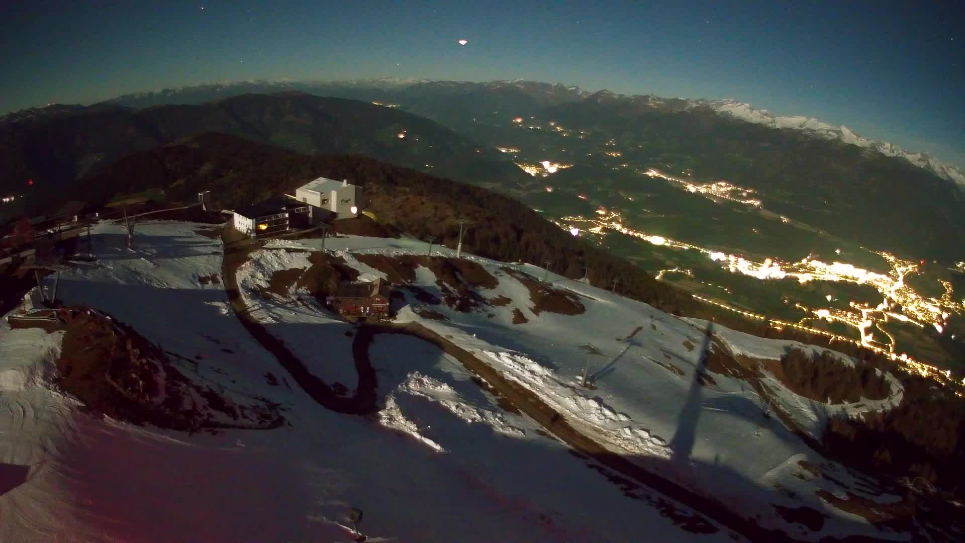 Skigebiet Kronplatz Gipfel | Blick auf Bruneck