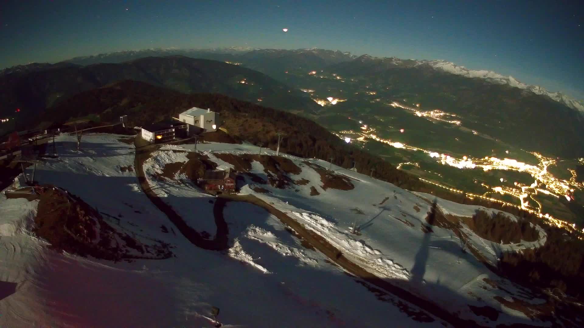Skigebiet Kronplatz Gipfel | Blick auf Bruneck