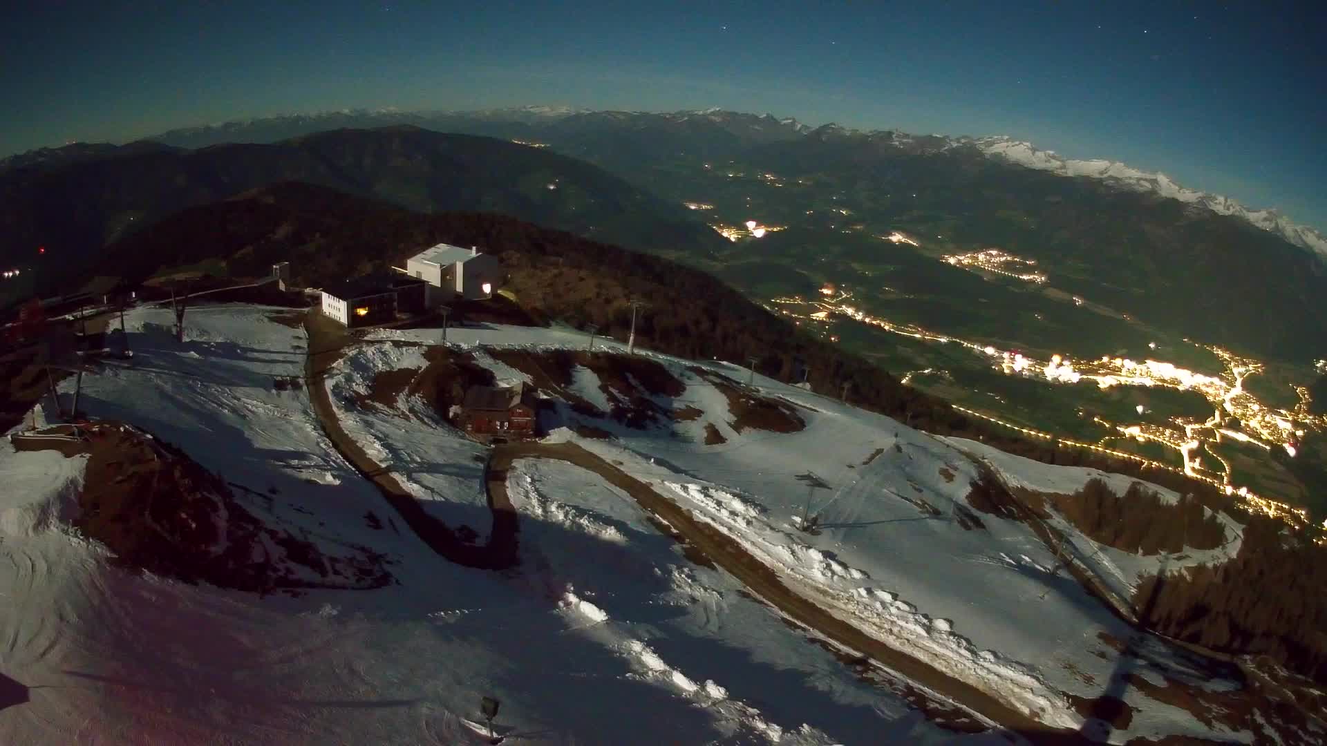 Station de ski Kronplatz sommet | vue sur Brunico
