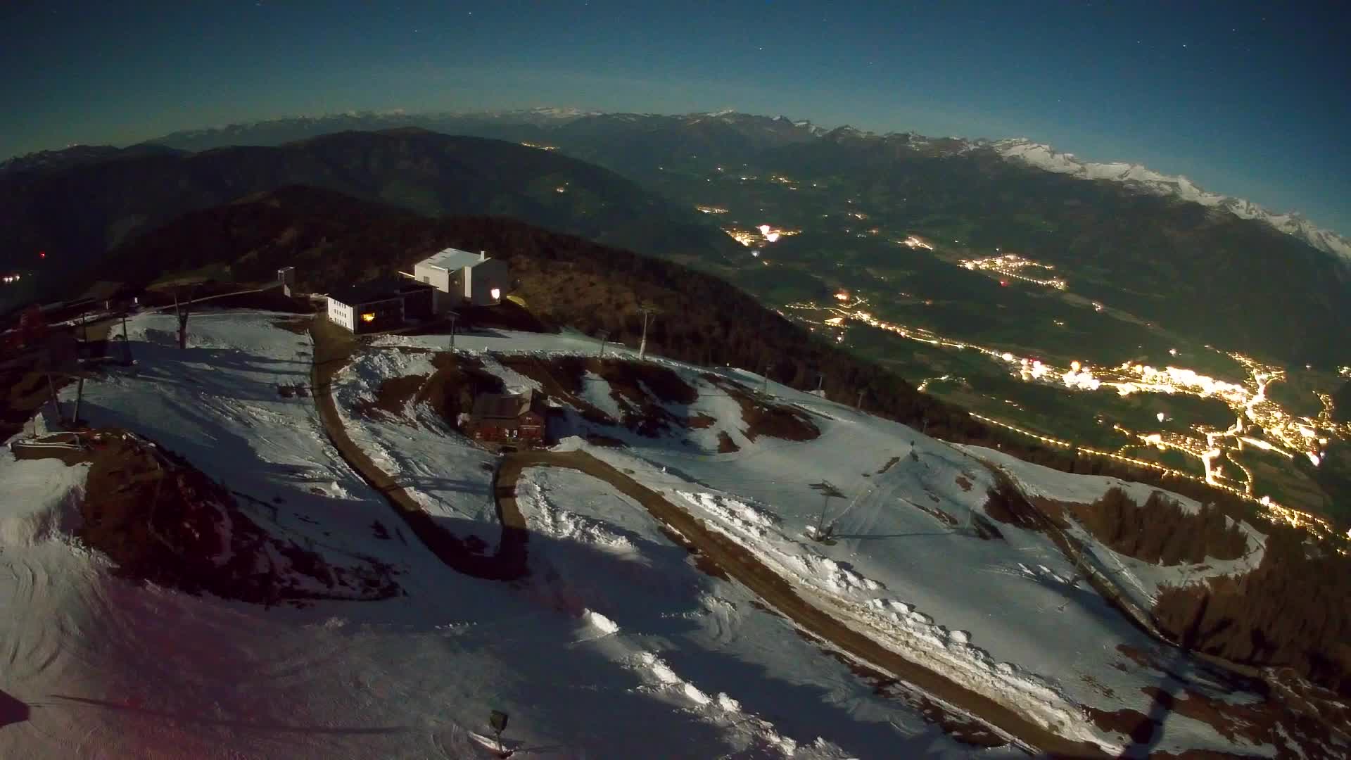 Skigebiet Kronplatz Gipfel | Blick auf Bruneck