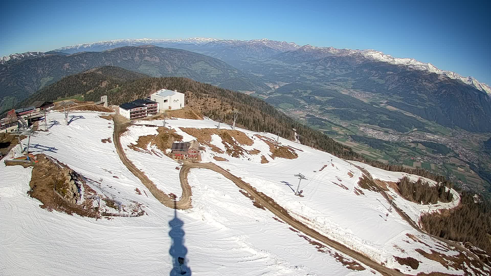 Stazione sciistica di Plan de Corones | vista su Brunico