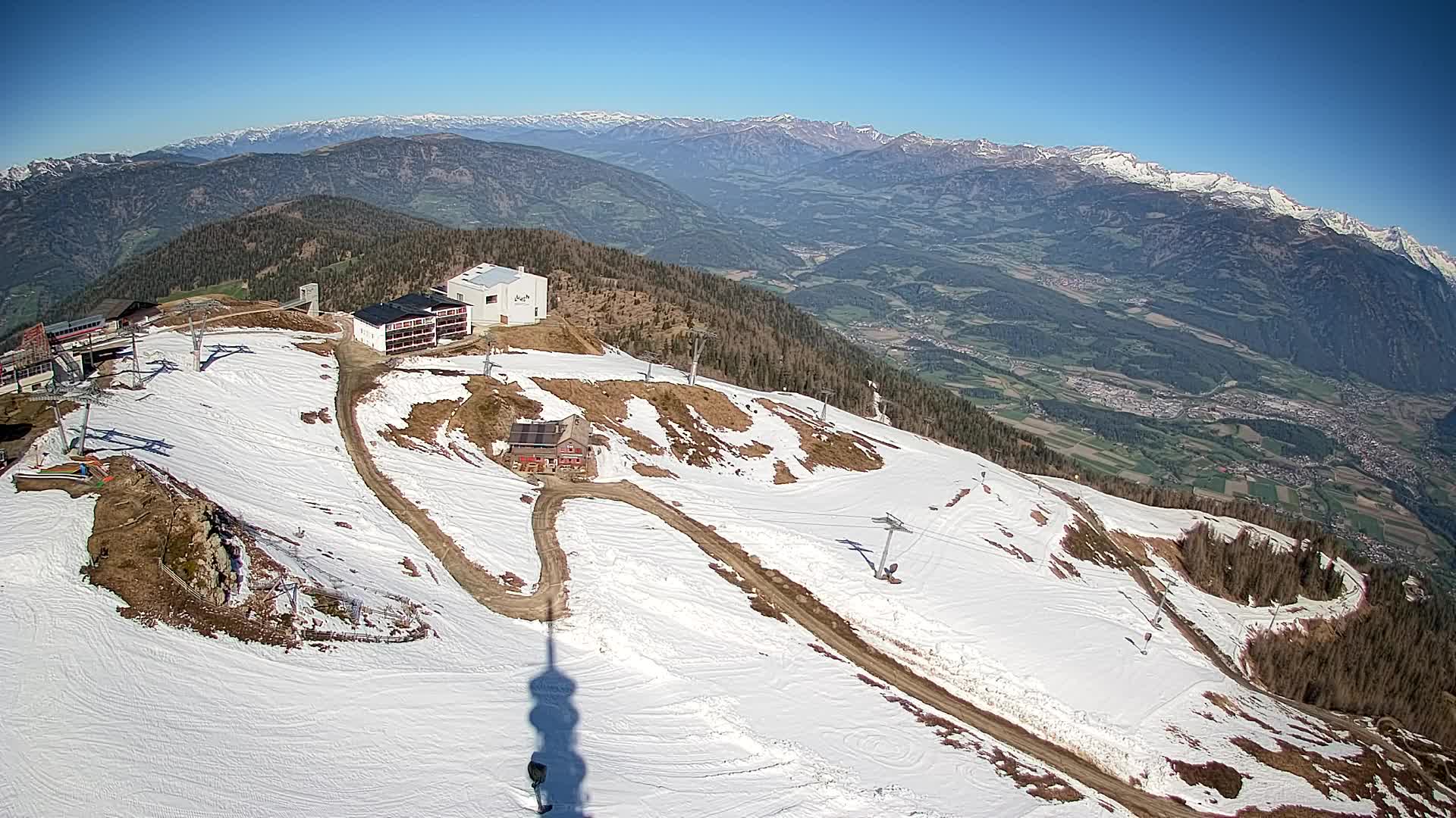 Stazione sciistica di Plan de Corones | vista su Brunico