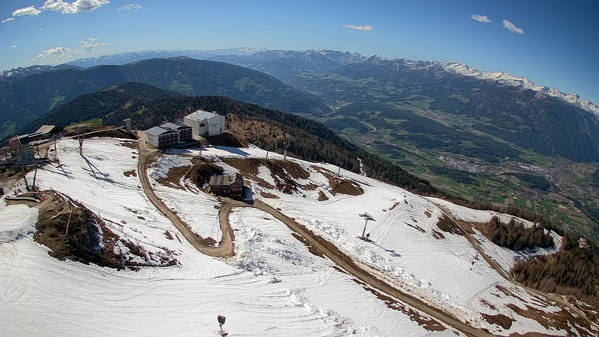 Stazione sciistica di Plan de Corones | vista su Brunico