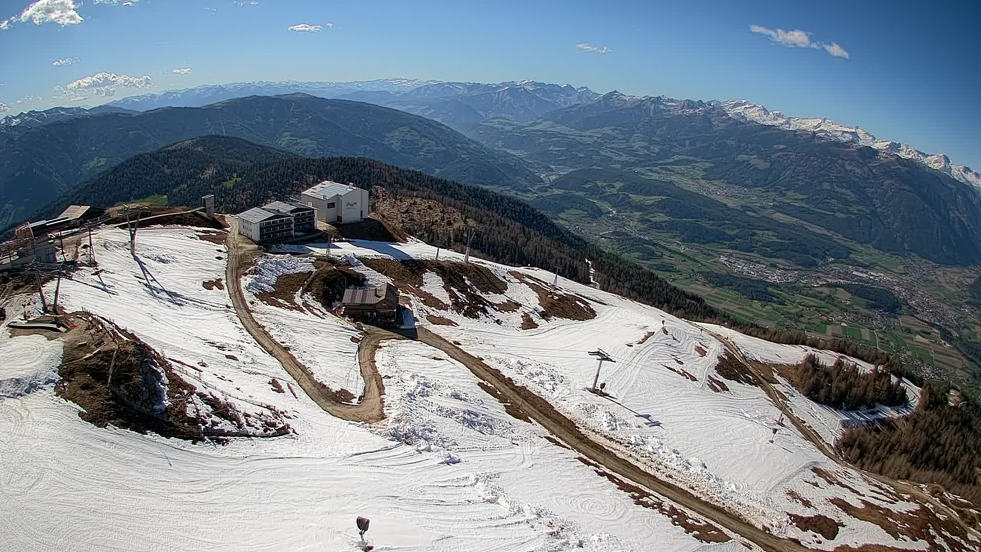 Kronplatz peak Ski resort | view to Bruneck