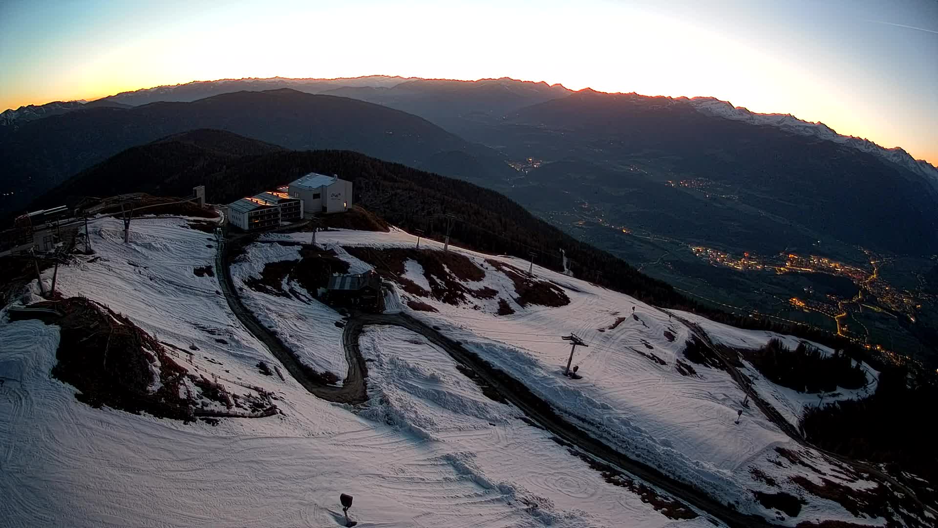 Skigebiet Kronplatz Gipfel | Blick auf Bruneck
