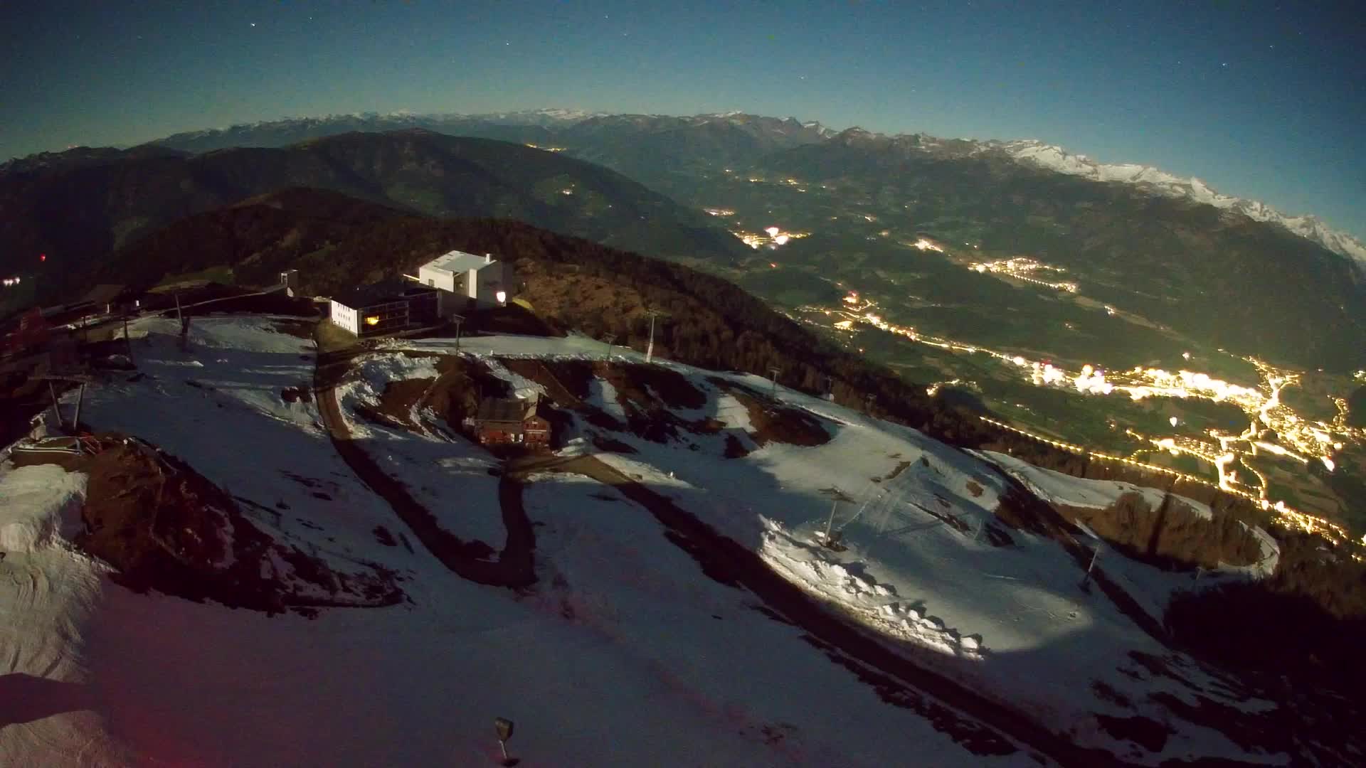 Station de ski Kronplatz sommet | vue sur Brunico