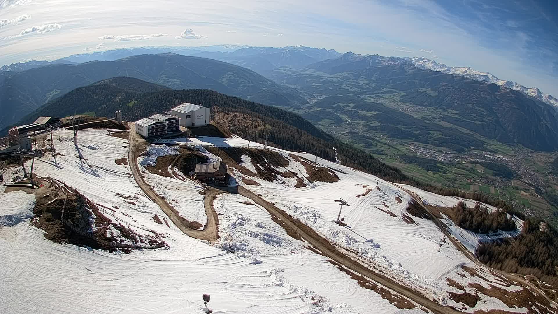 Stazione sciistica di Plan de Corones | vista su Brunico