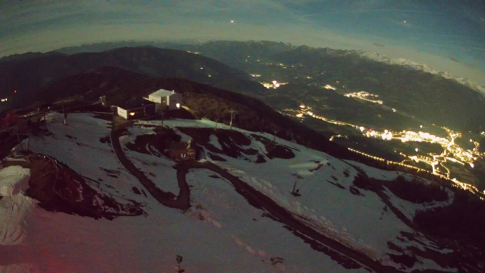 Station de ski Kronplatz sommet | vue sur Brunico