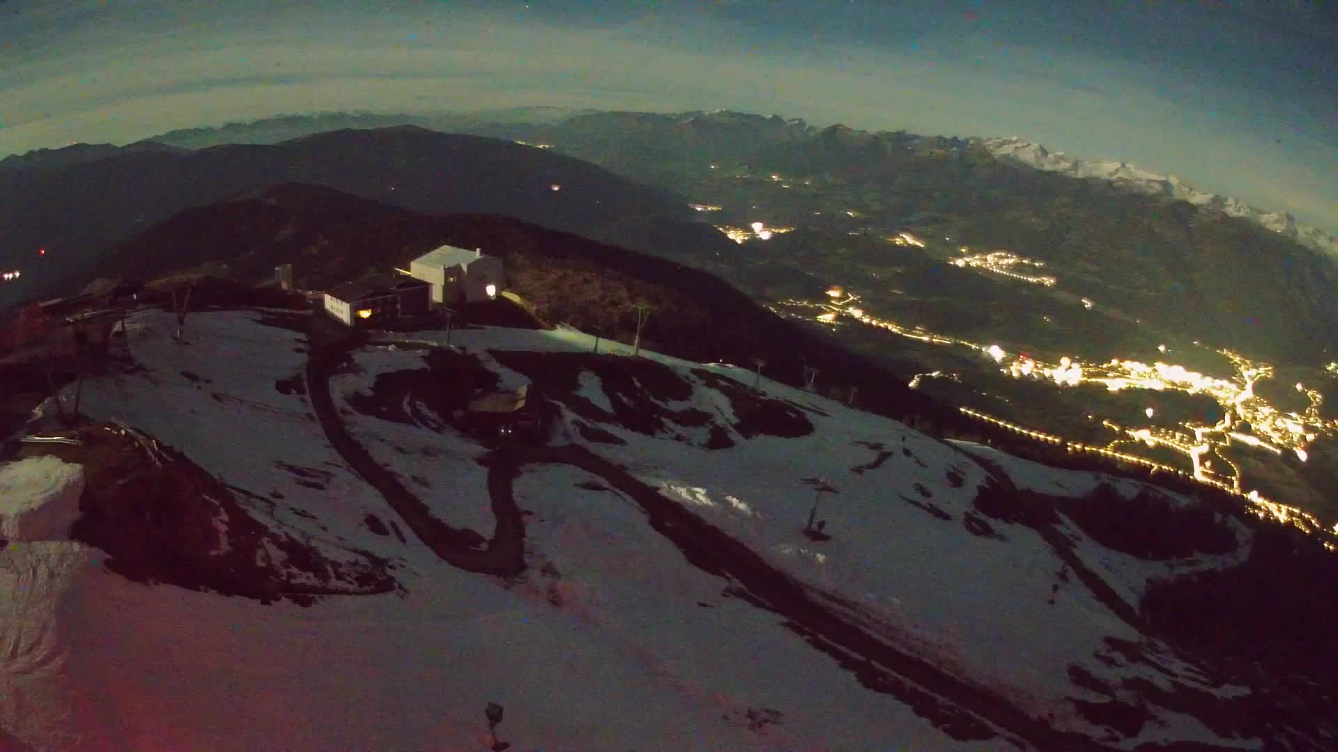 Kronplatz peak Ski resort | view to Bruneck