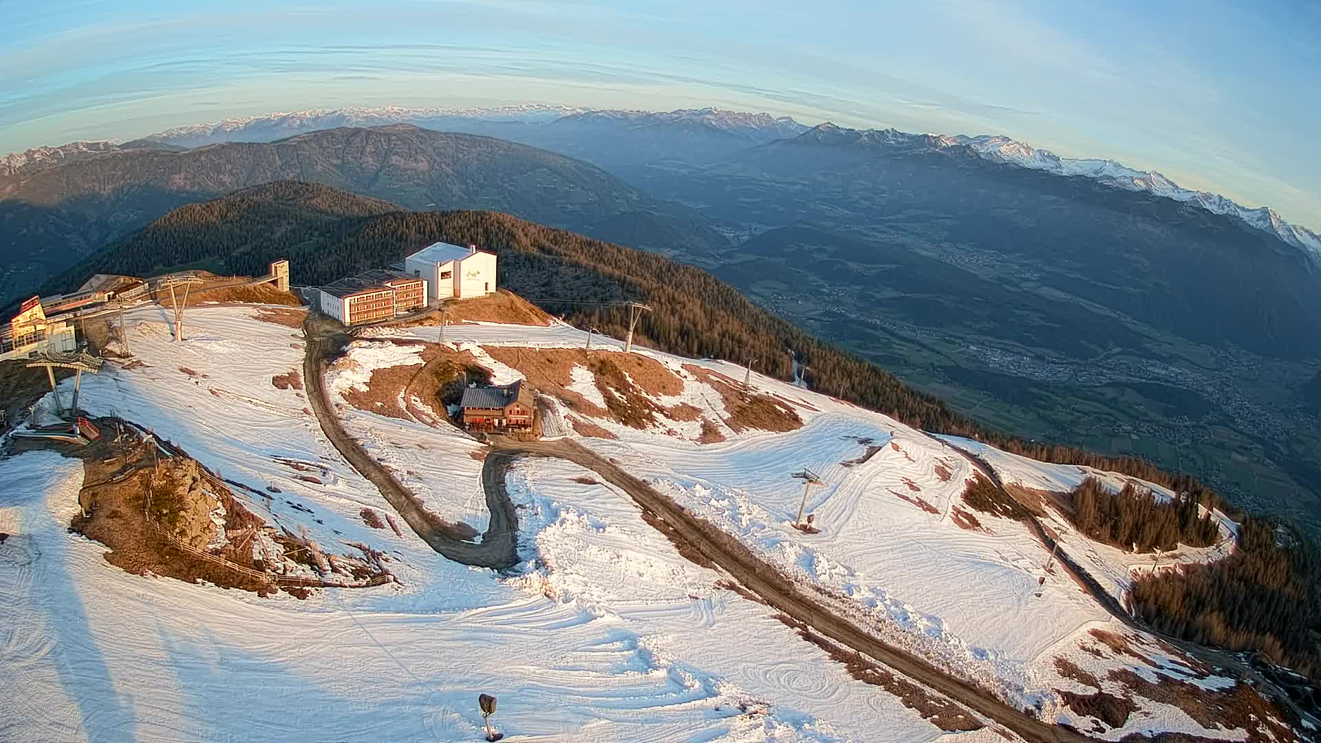 Smučišče Kronplatz – vrh | pogled na Bruneck