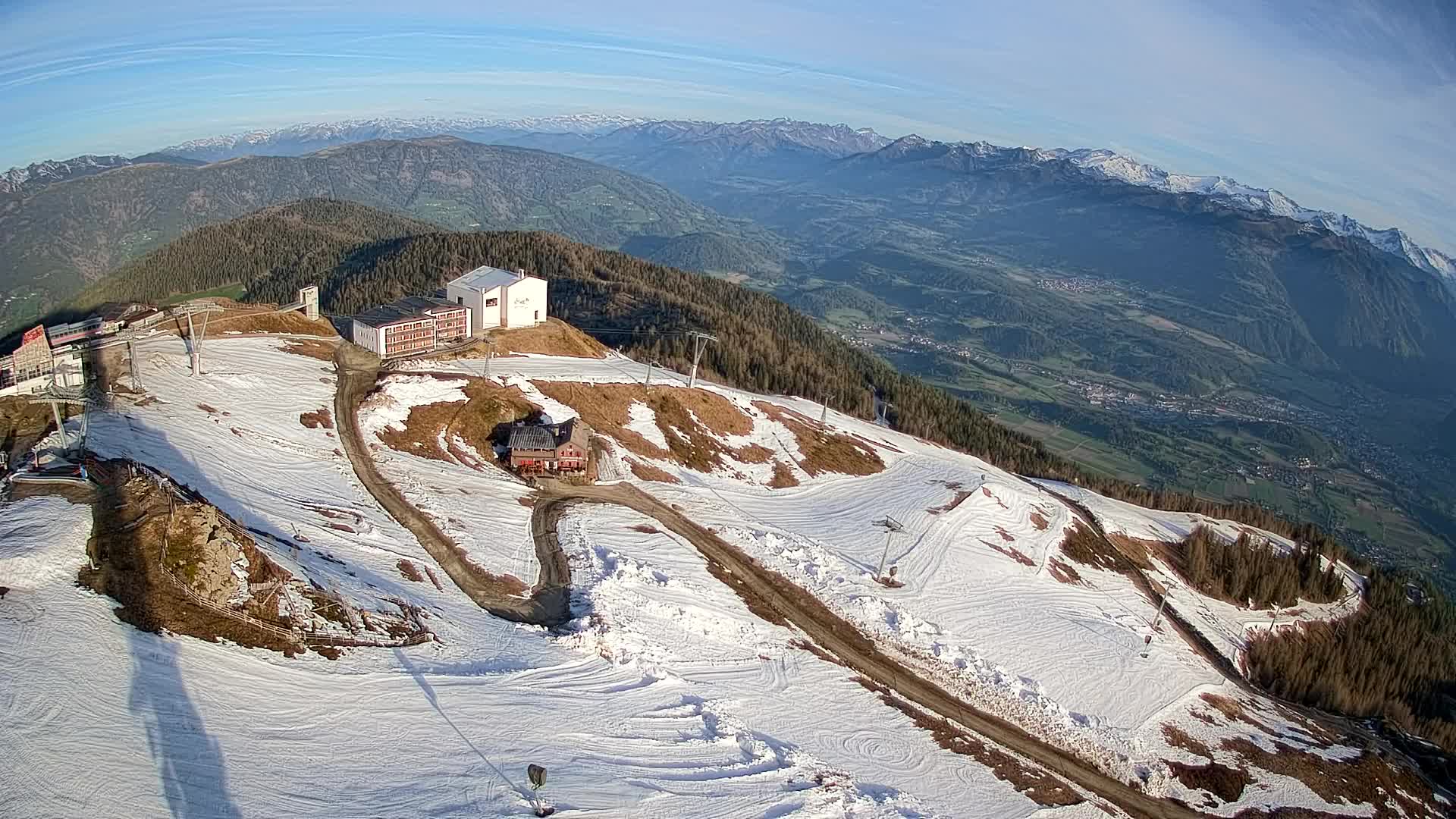 Skigebiet Kronplatz Gipfel | Blick auf Bruneck