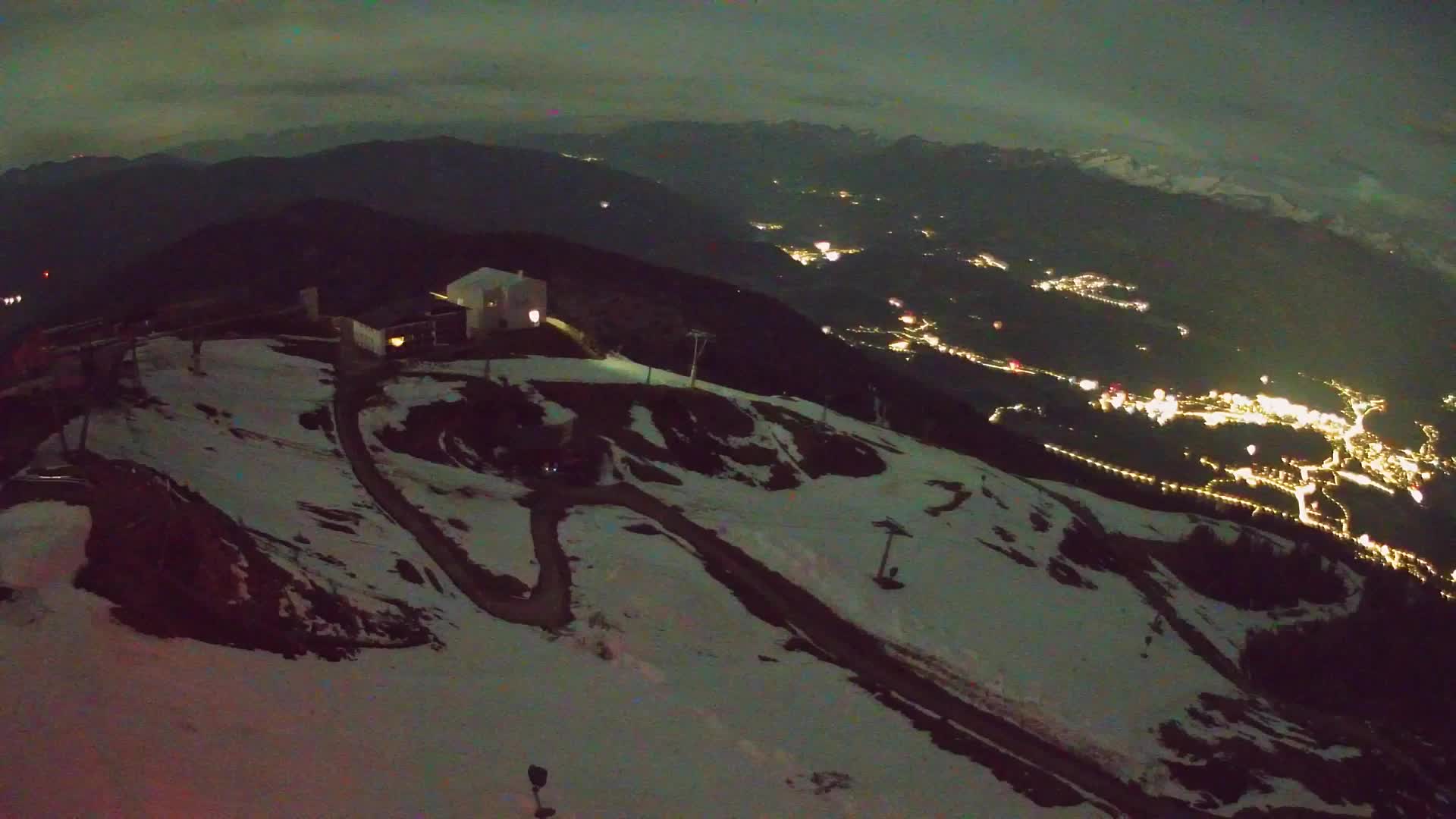 Station de ski Kronplatz sommet | vue sur Brunico