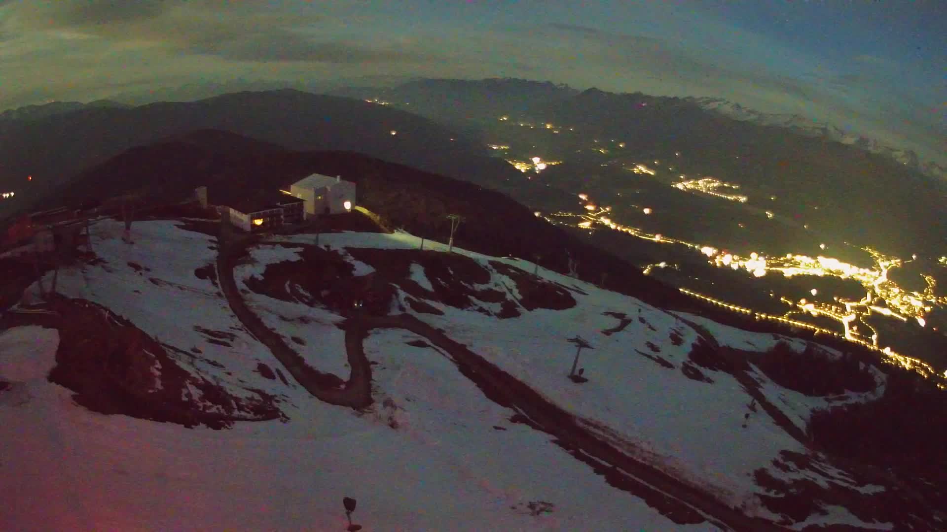Stazione sciistica di Plan de Corones | vista su Brunico