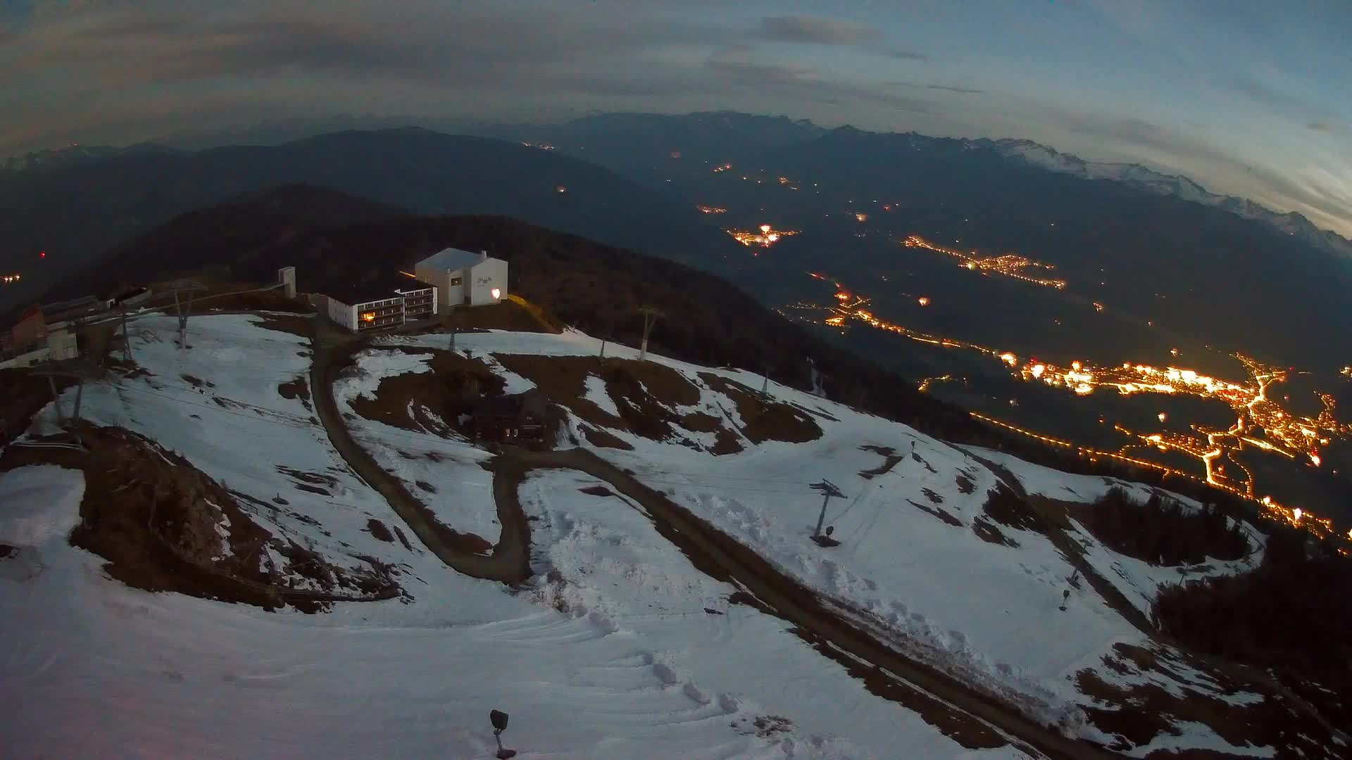 Station de ski Kronplatz sommet | vue sur Brunico