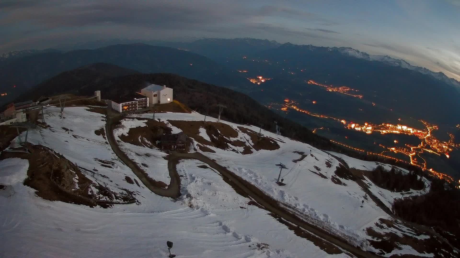 Station de ski Kronplatz sommet | vue sur Brunico