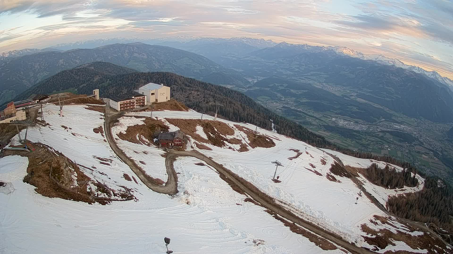 Smučišče Kronplatz – vrh | pogled na Bruneck