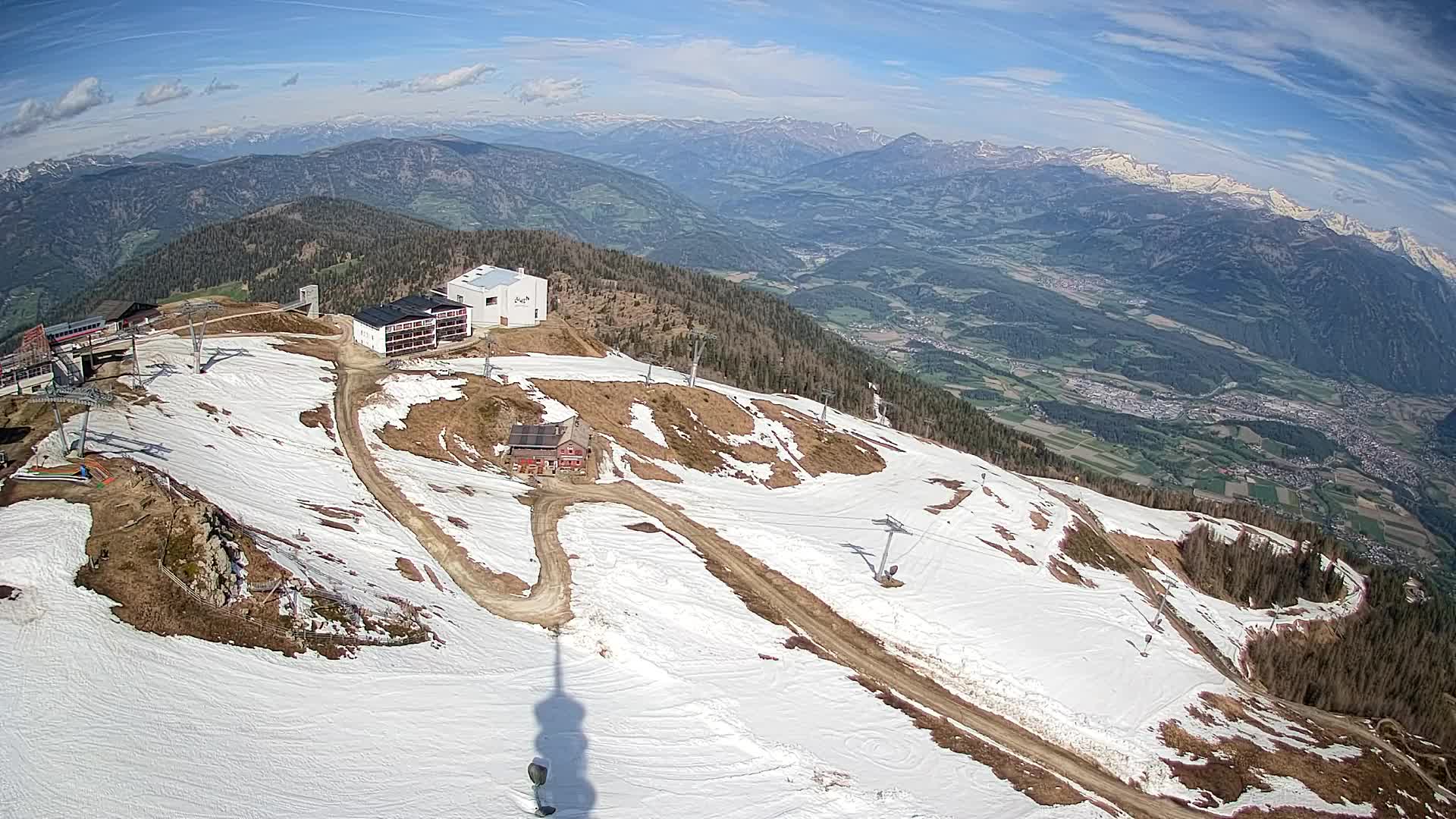 Stazione sciistica di Plan de Corones | vista su Brunico