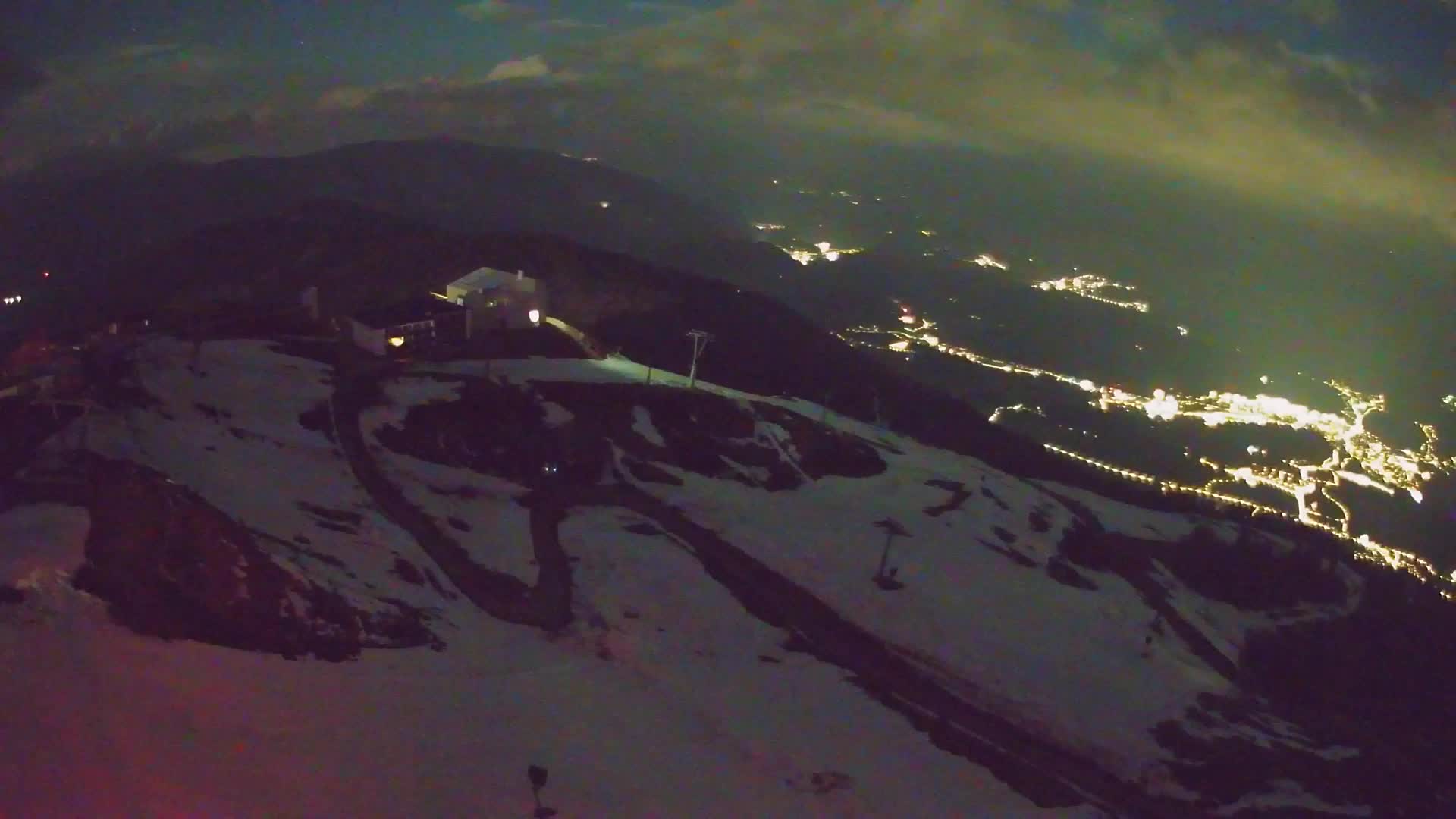 Kronplatz peak Ski resort | view to Bruneck
