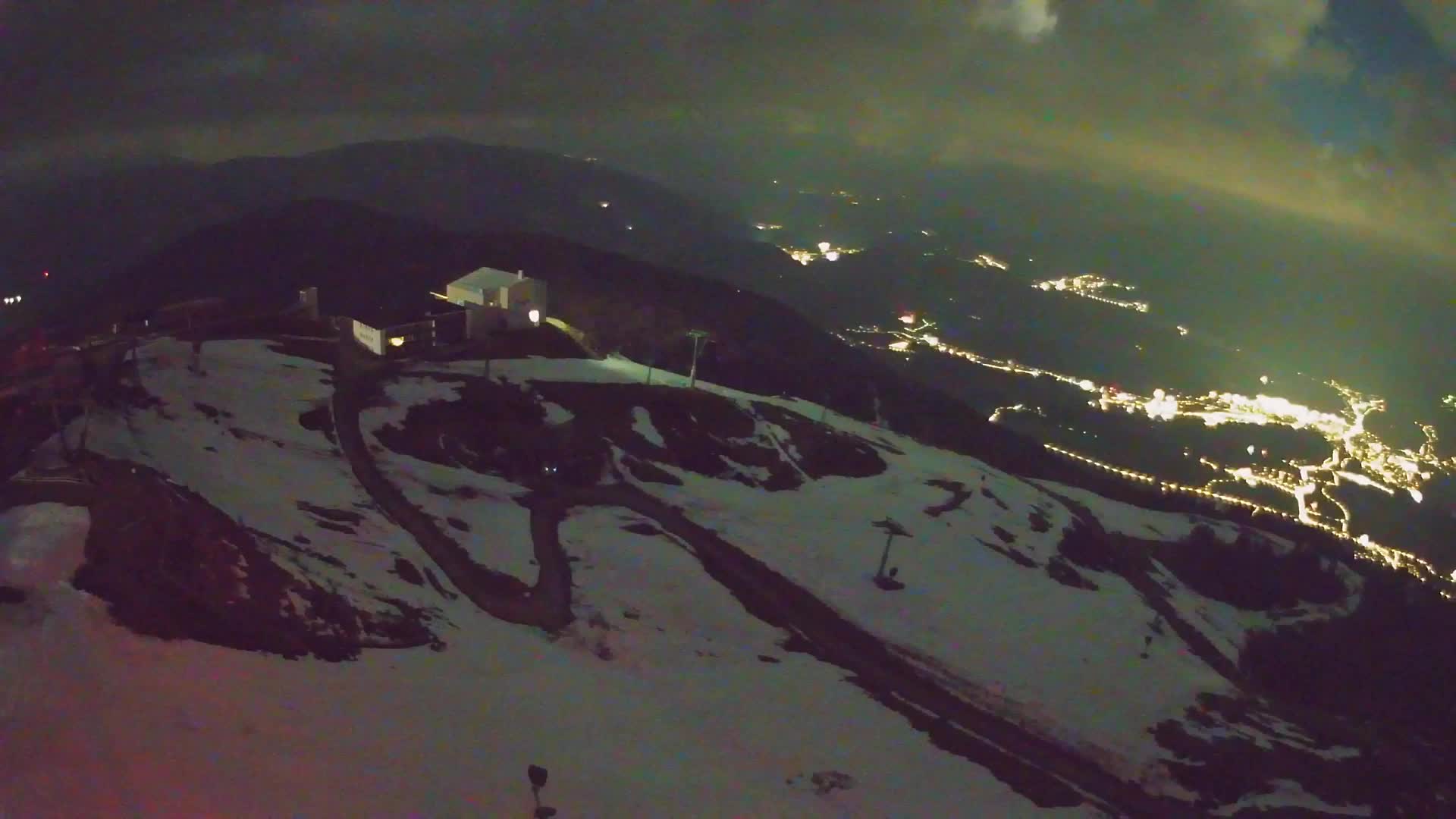 Kronplatz peak Ski resort | view to Bruneck