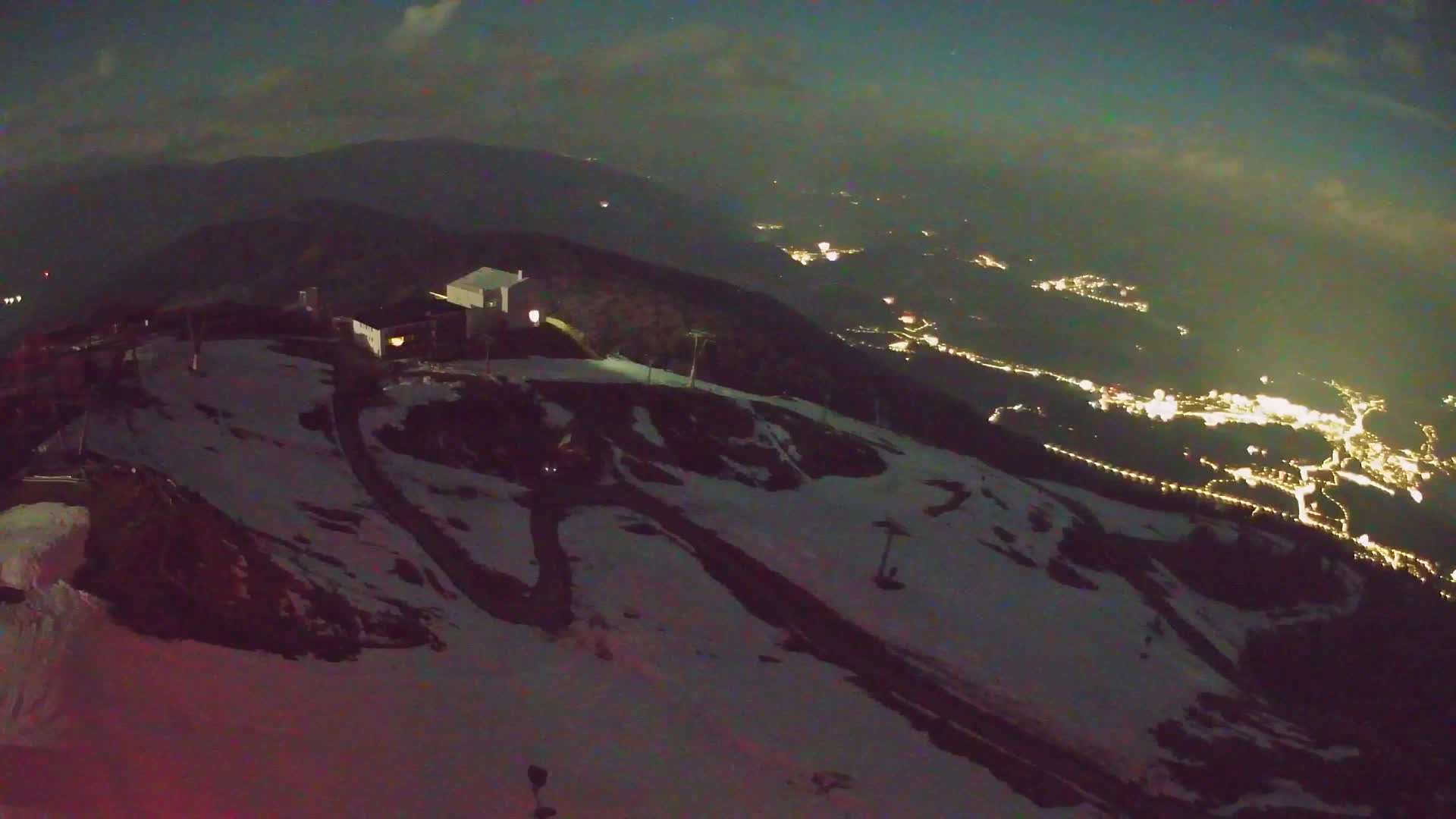 Kronplatz peak Ski resort | view to Bruneck