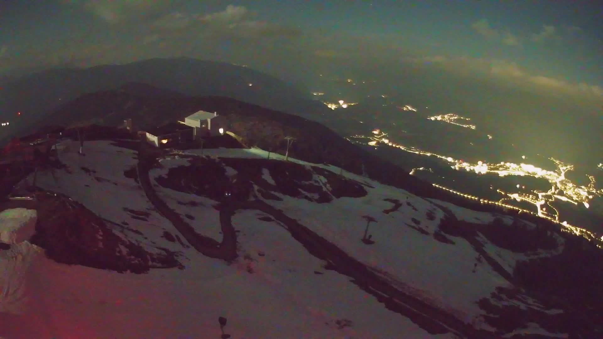 Skigebiet Kronplatz Gipfel | Blick auf Bruneck