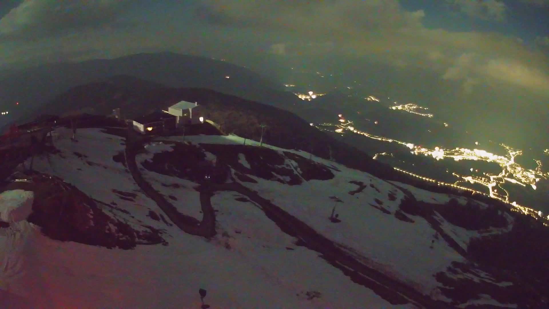 Kronplatz peak Ski resort | view to Bruneck