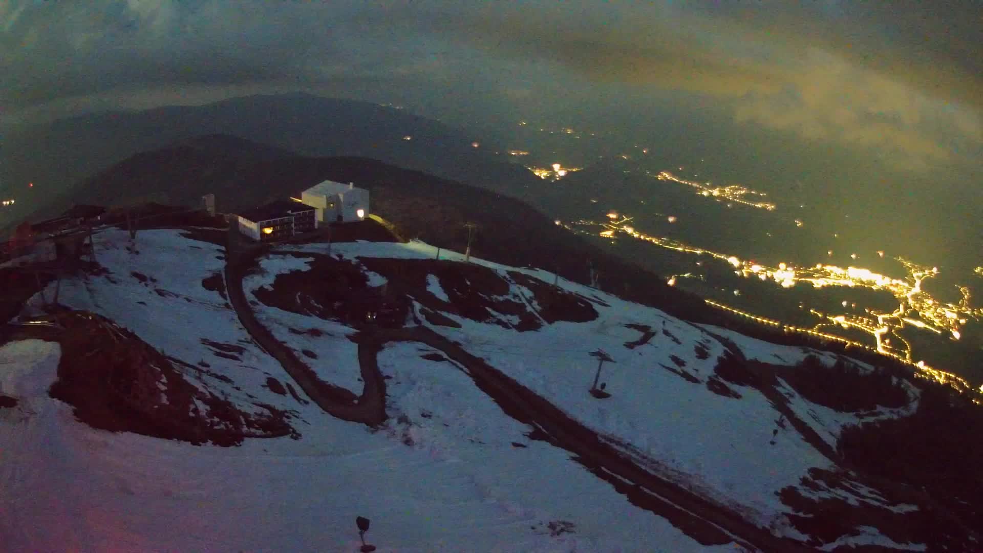 Skigebiet Kronplatz Gipfel | Blick auf Bruneck