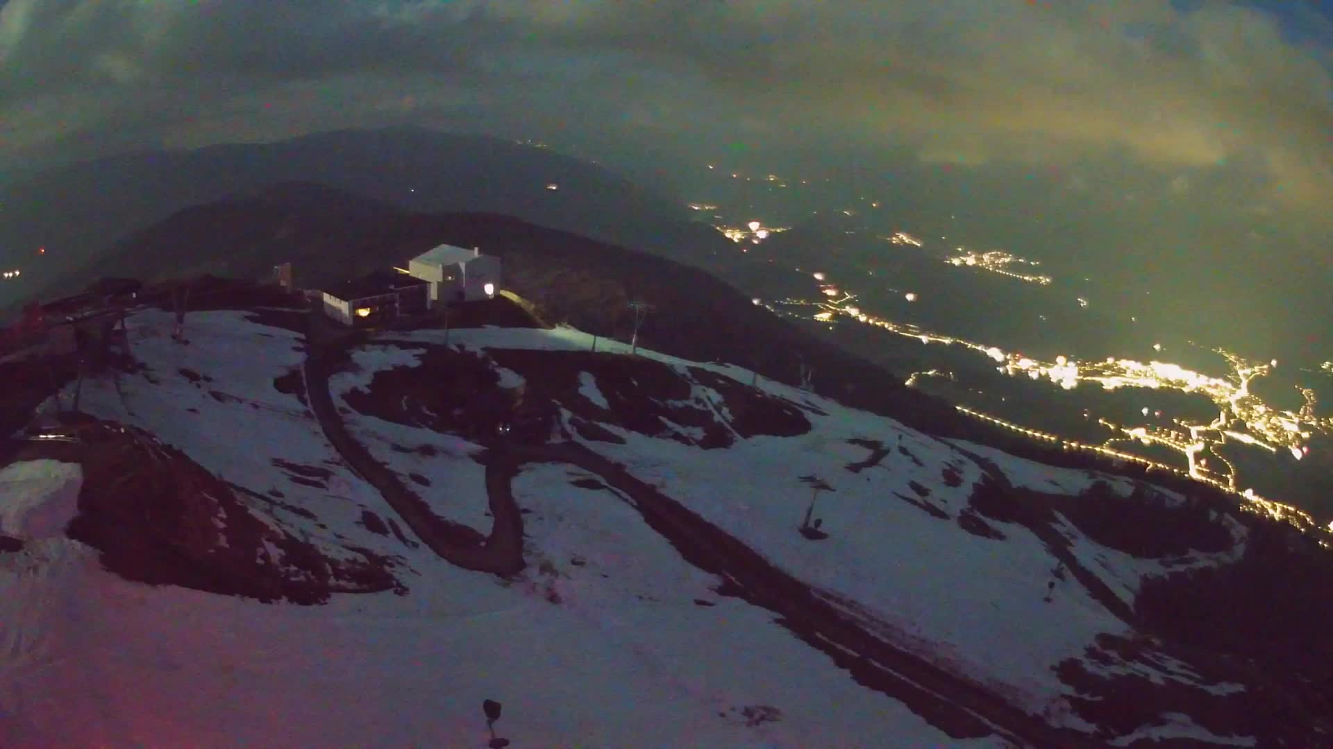Kronplatz peak Ski resort | view to Bruneck