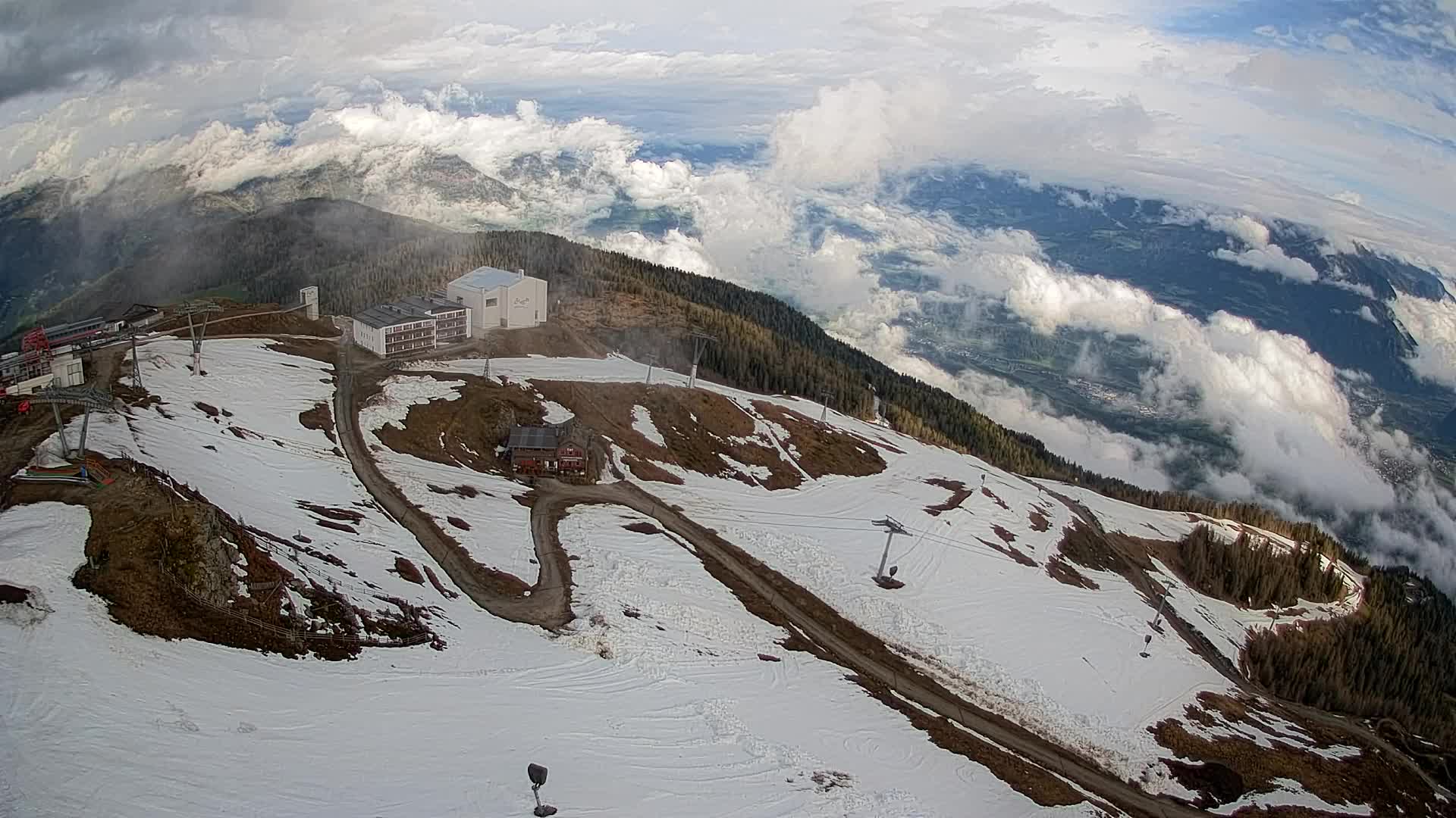 Stazione sciistica di Plan de Corones | vista su Brunico