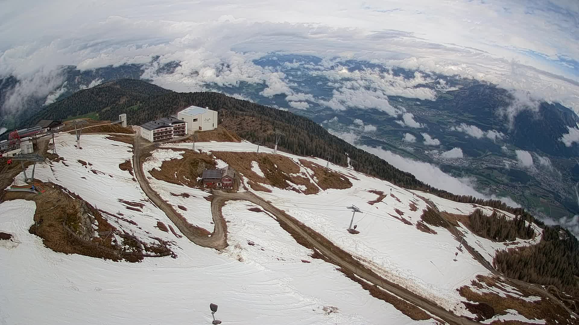 Skigebiet Kronplatz Gipfel | Blick auf Bruneck