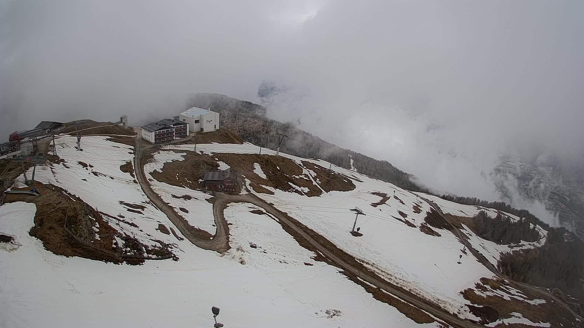 Station de ski Kronplatz sommet | vue sur Brunico