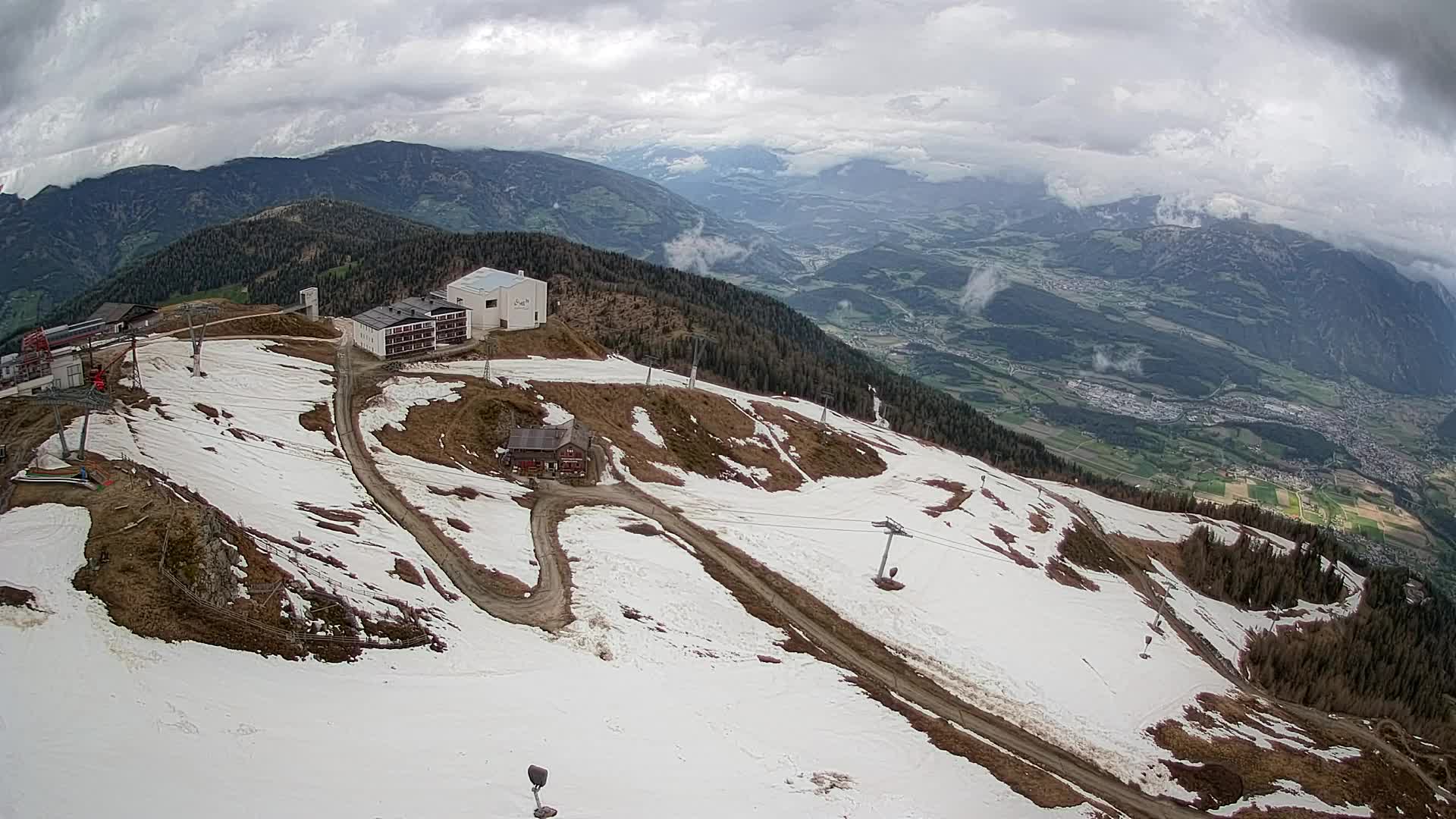 Station de ski Kronplatz sommet | vue sur Brunico