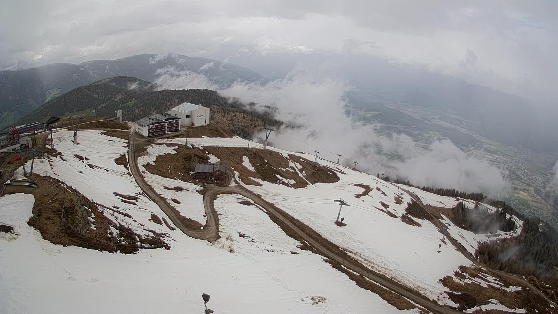 Station de ski Kronplatz sommet | vue sur Brunico