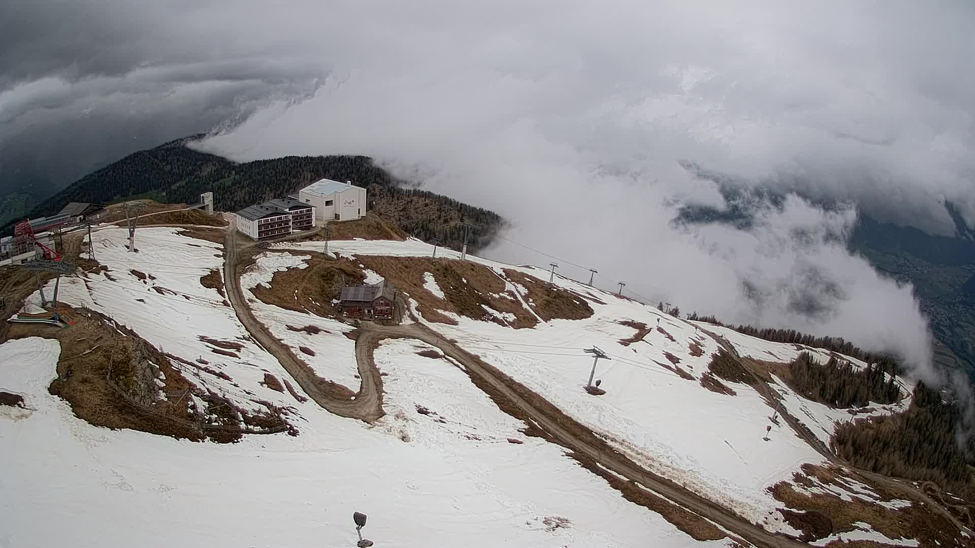 Station de ski Kronplatz sommet | vue sur Brunico