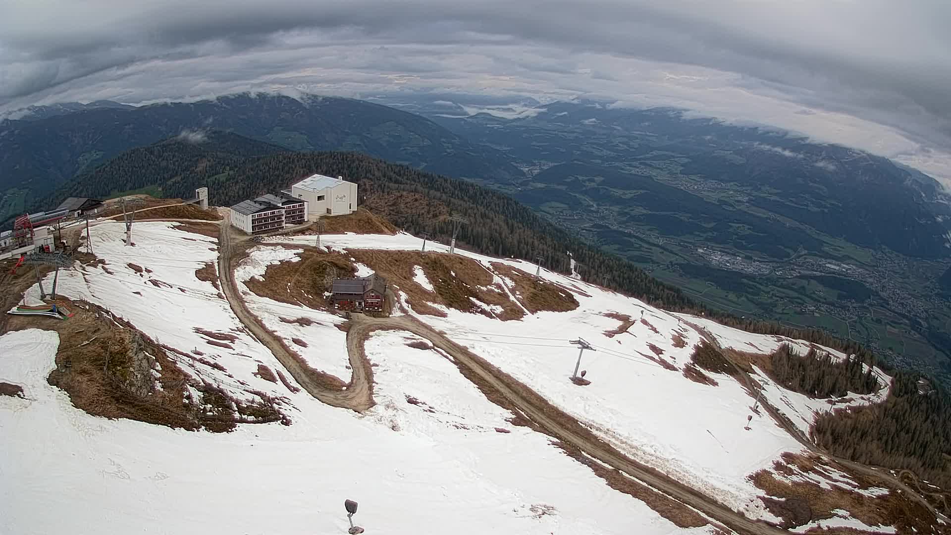 Smučišče Kronplatz – vrh | pogled na Bruneck