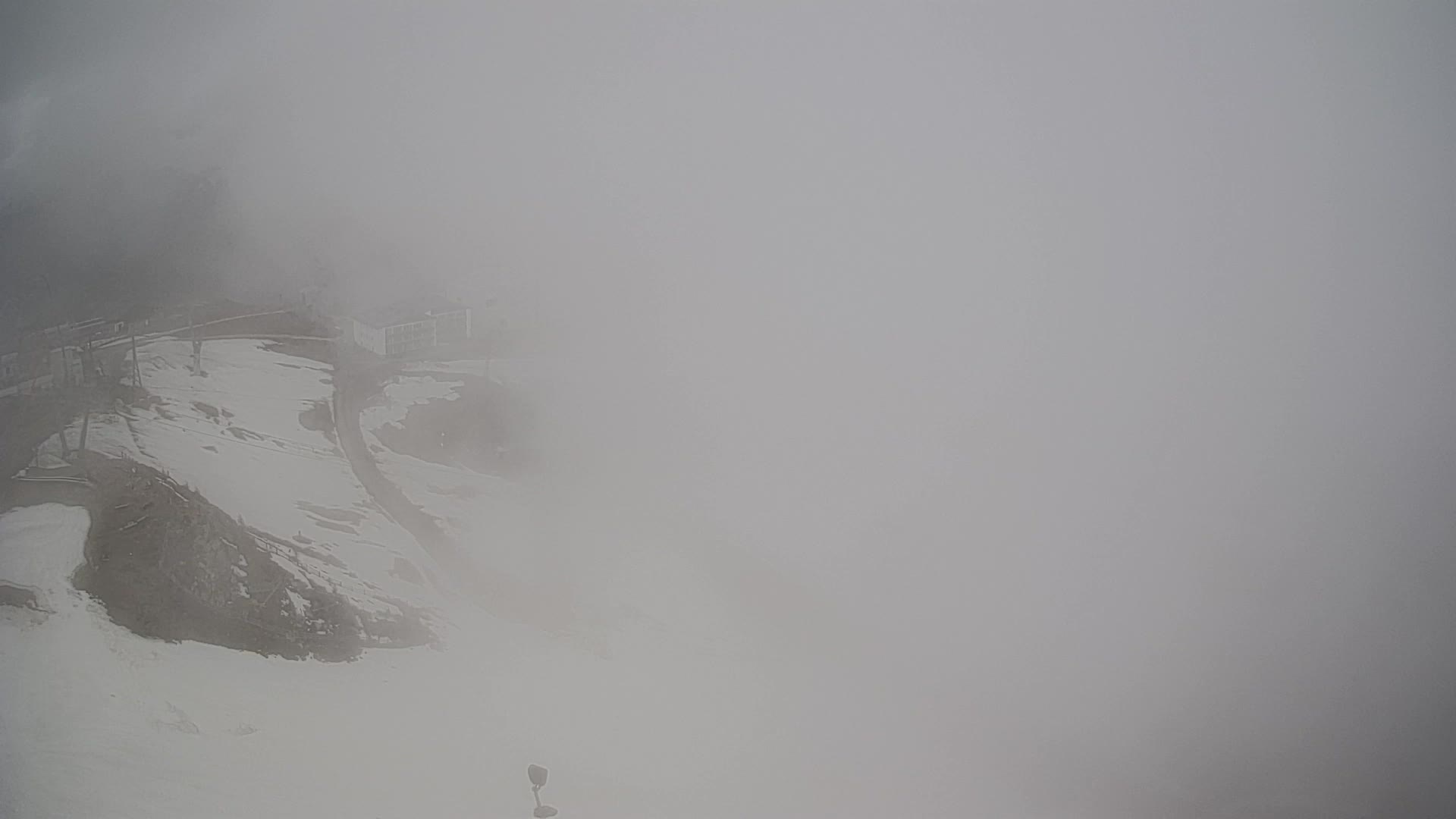 Cima estación de esquí Kronplatz | vista hacia Brunico
