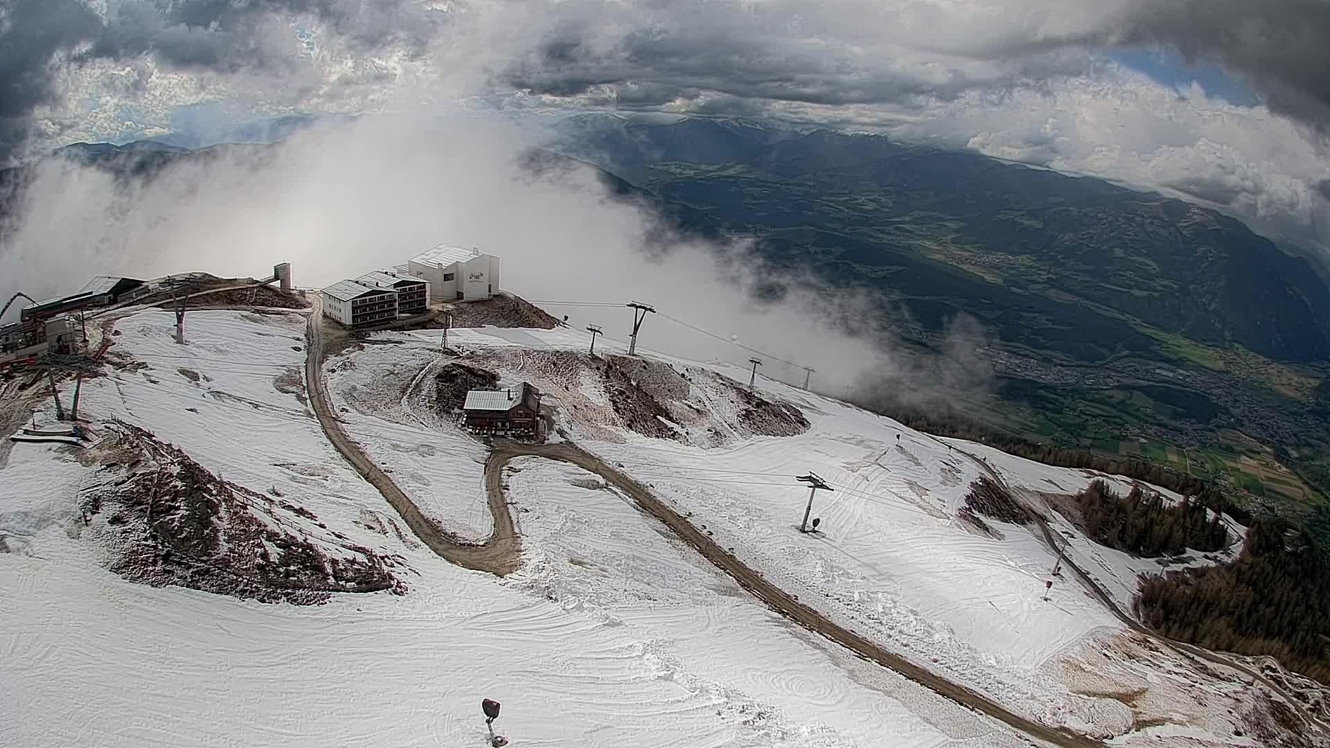 Skigebiet Kronplatz Gipfel | Blick auf Bruneck