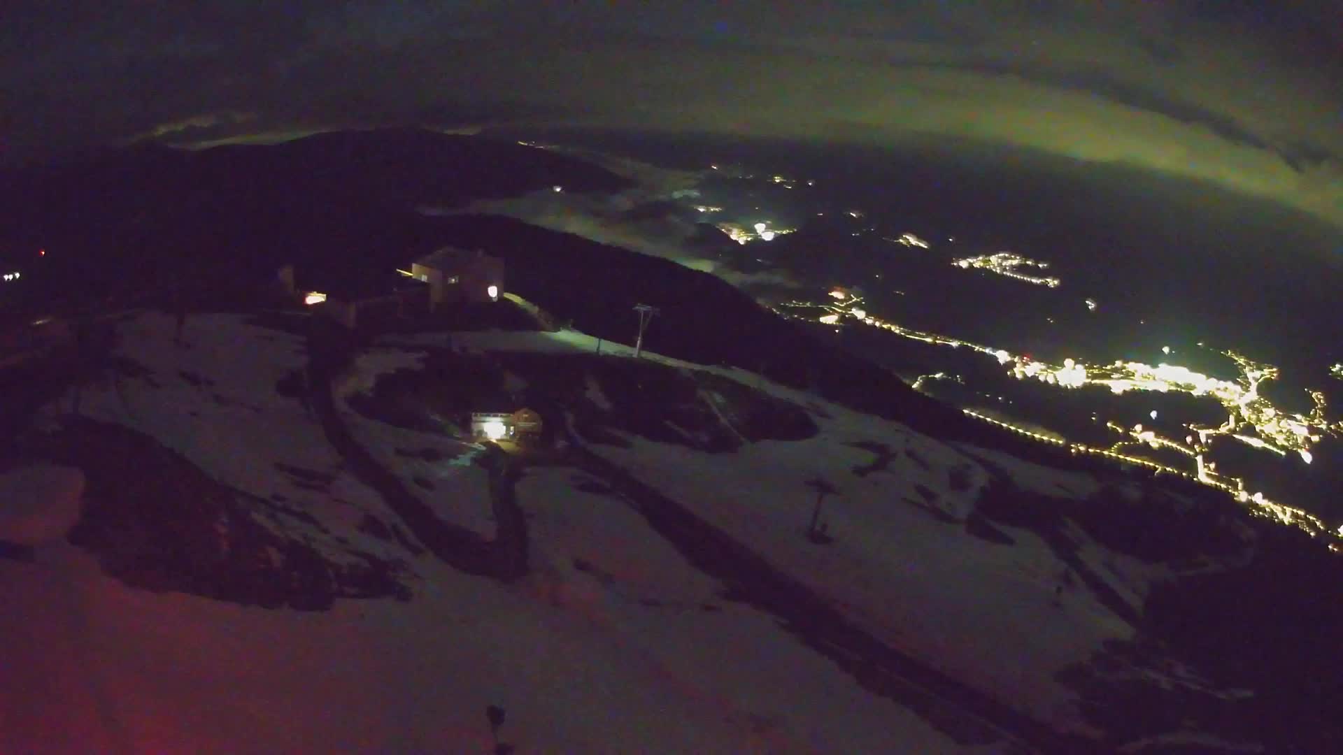 Kronplatz peak Ski resort | view to Bruneck