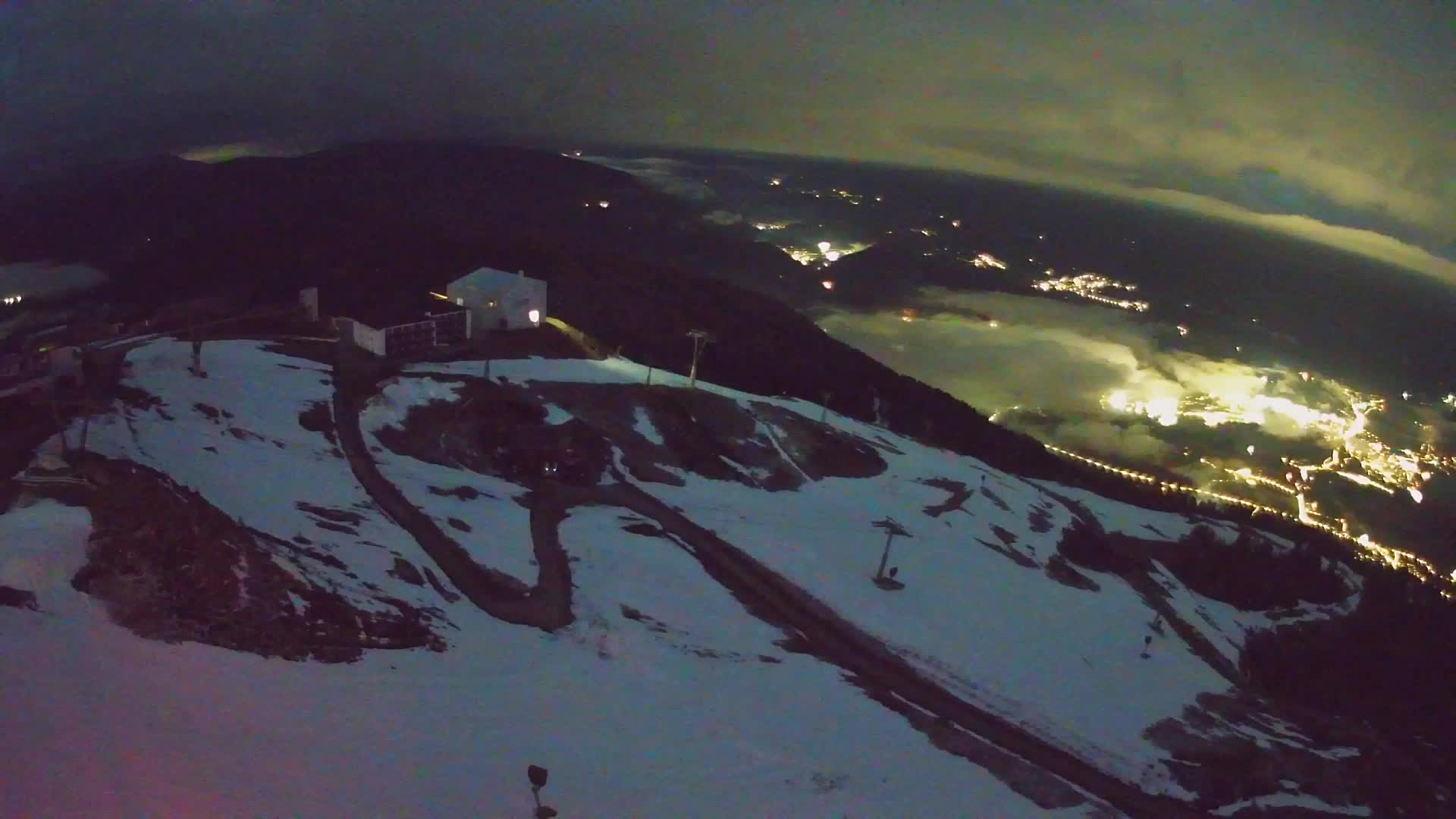 Station de ski Kronplatz sommet | vue sur Brunico