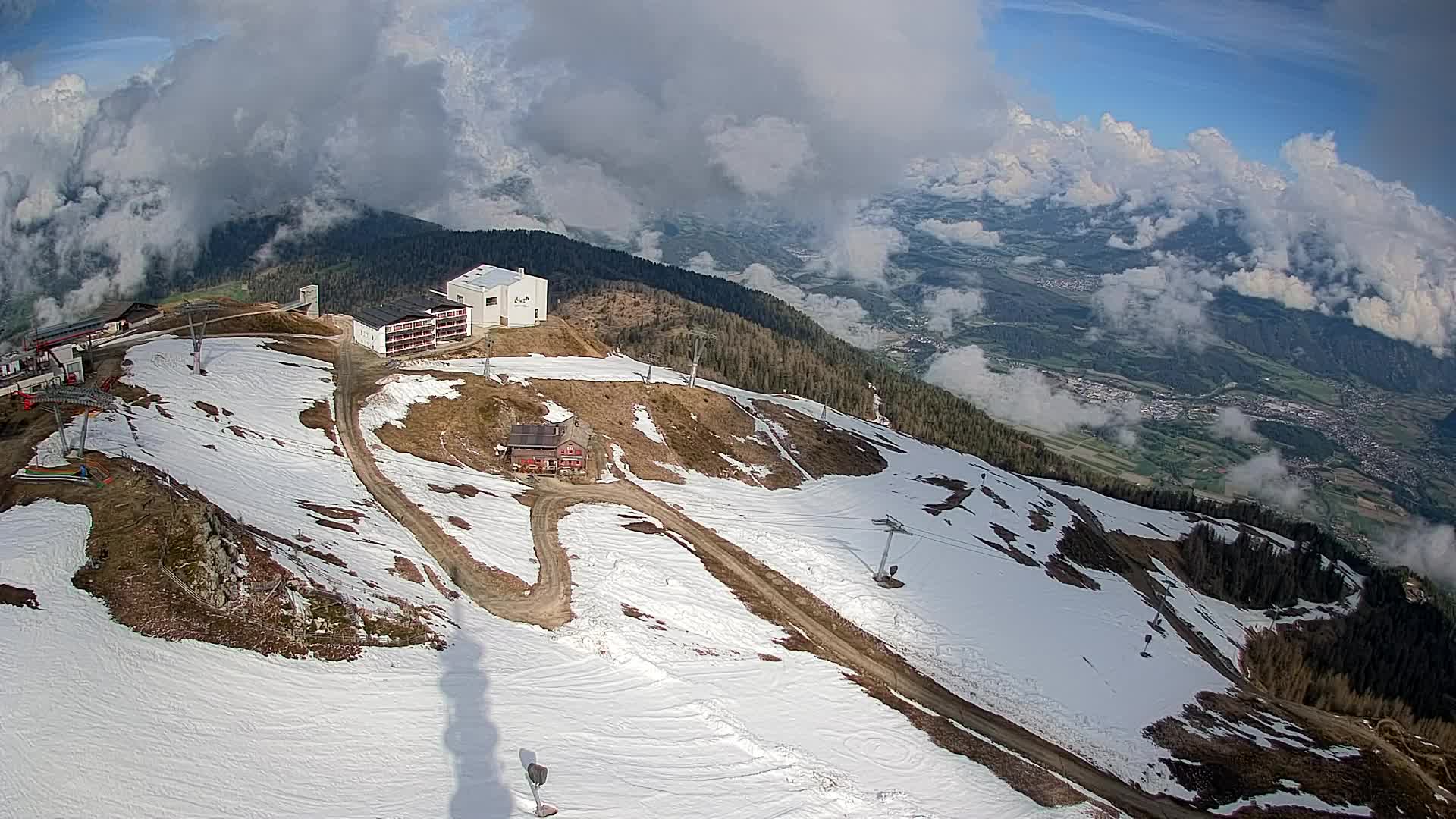 Station de ski Kronplatz sommet | vue sur Brunico