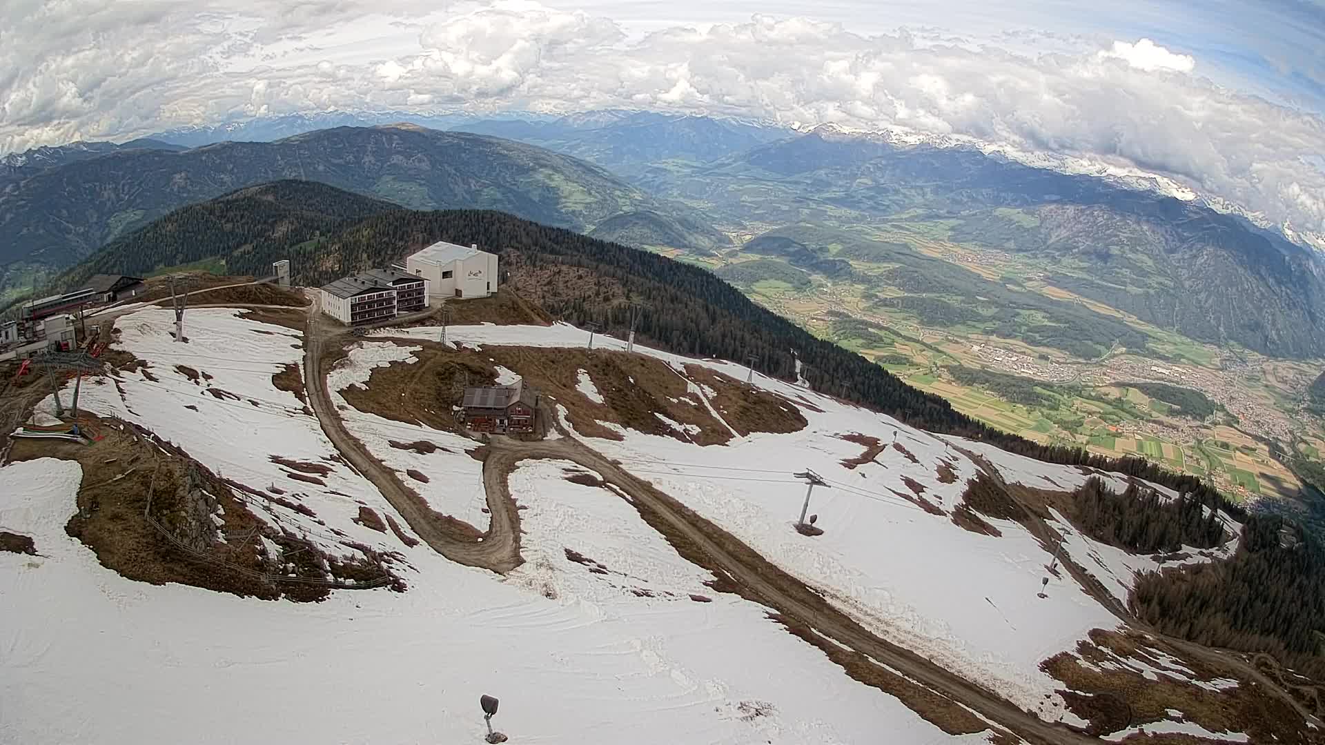 Skigebiet Kronplatz Gipfel | Blick auf Bruneck