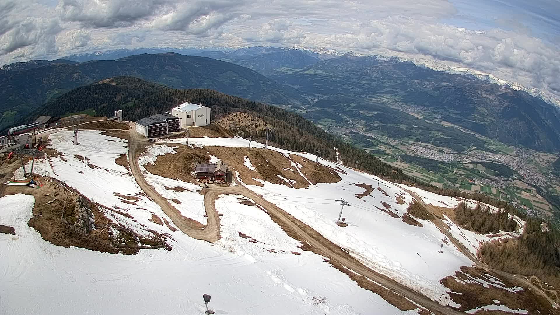 Skigebiet Kronplatz Gipfel | Blick auf Bruneck