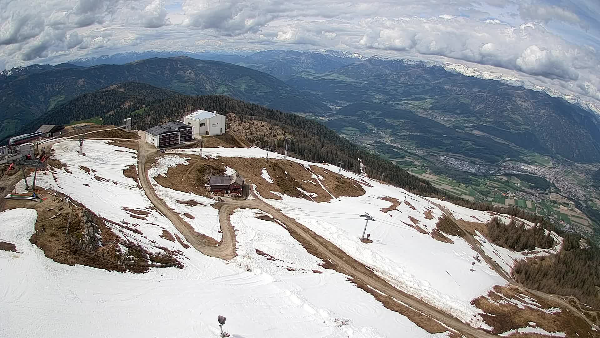 Station de ski Kronplatz sommet | vue sur Brunico