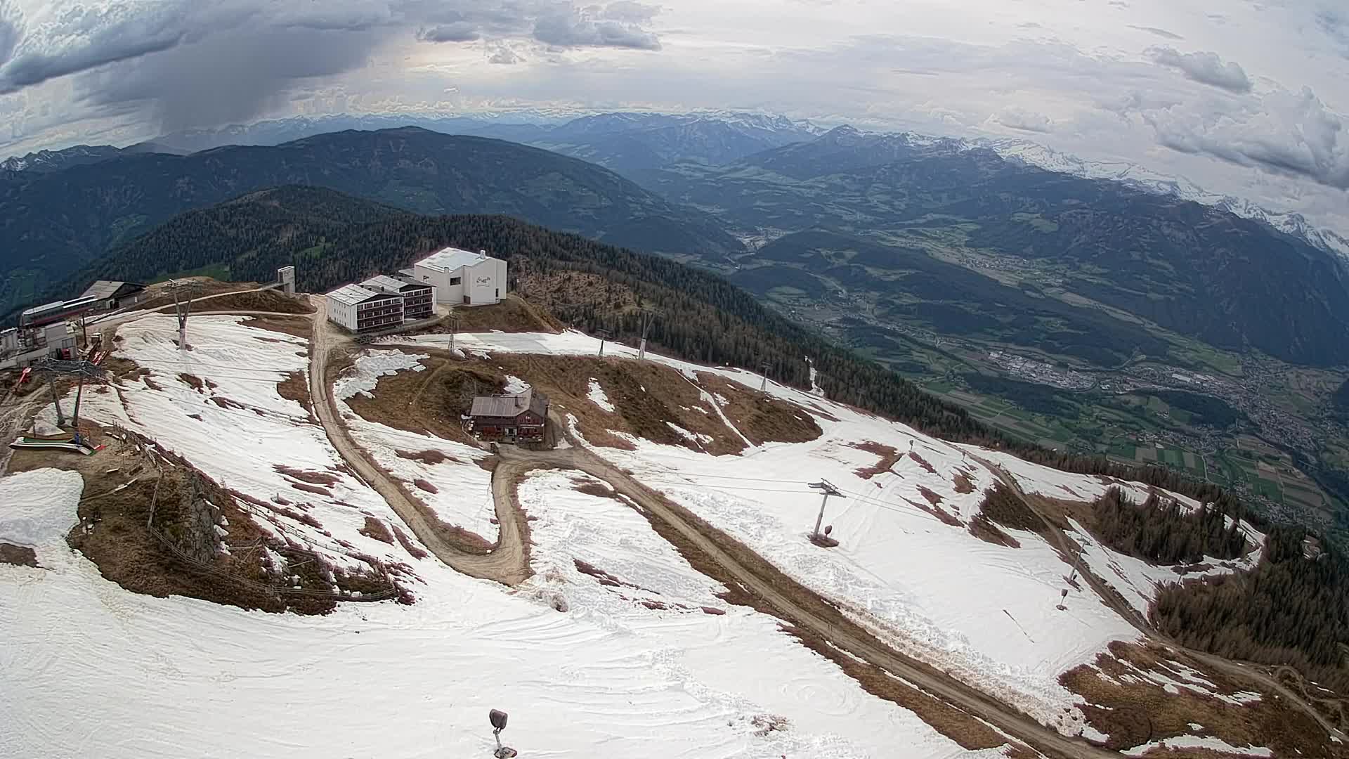 Skigebiet Kronplatz Gipfel | Blick auf Bruneck
